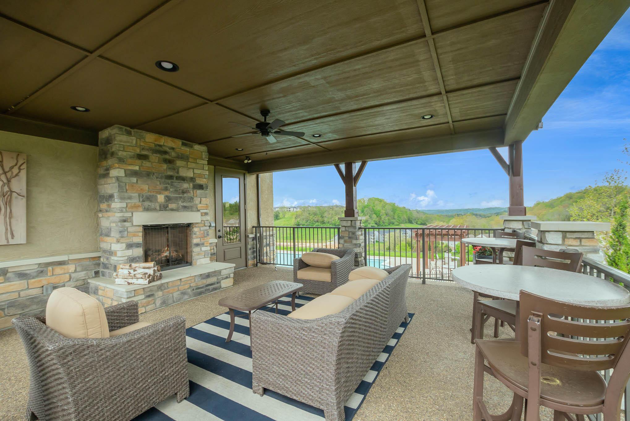 7463 Flintshire Drive Property Photo 17