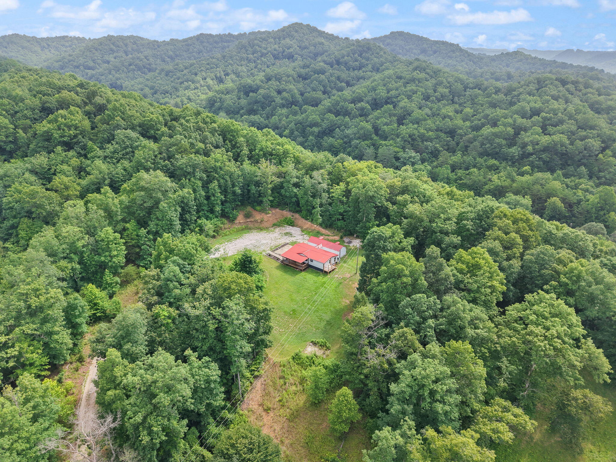 414 Coldiron Hollow Property Photo 3
