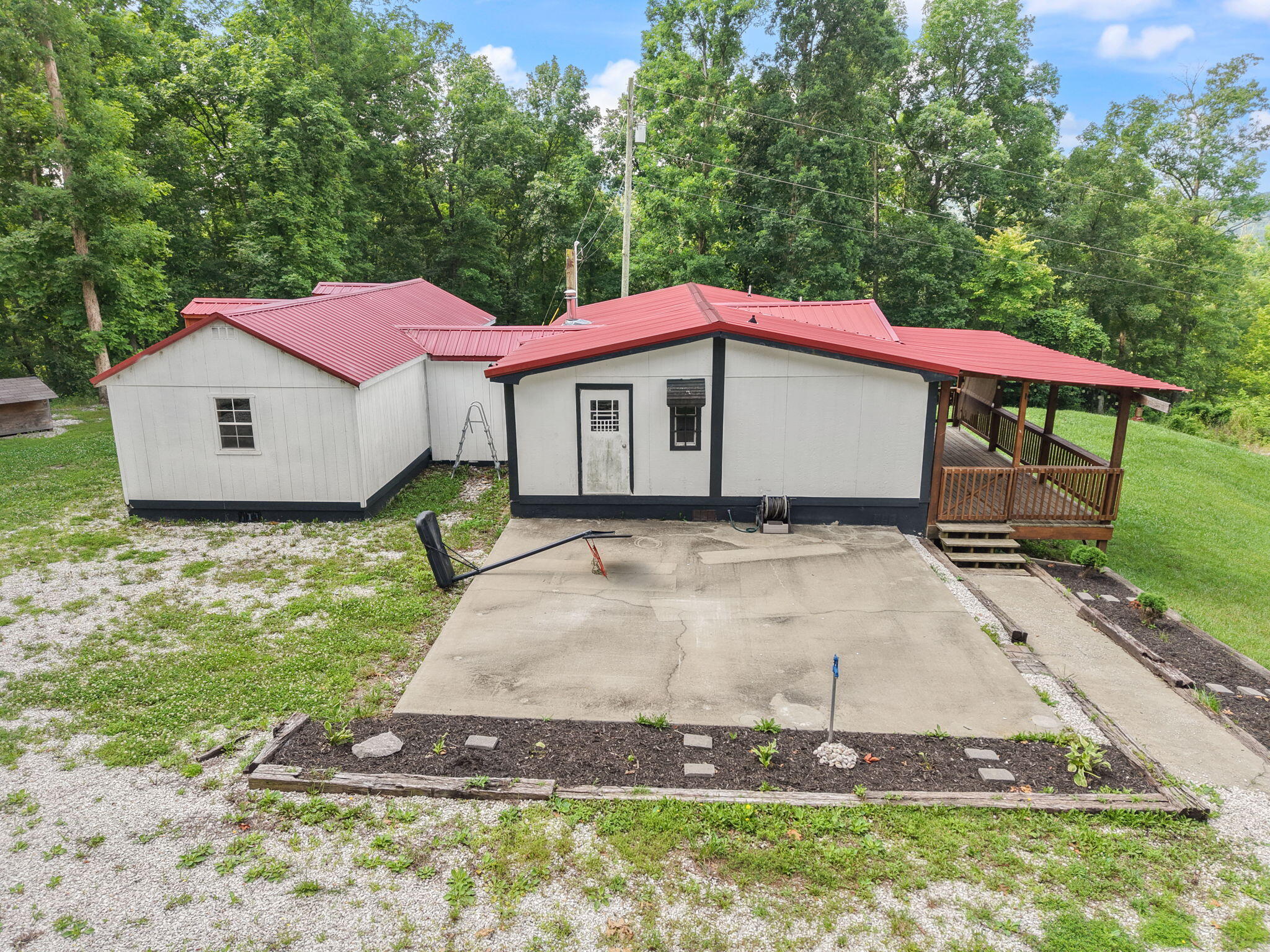 414 Coldiron Hollow Property Photo 10