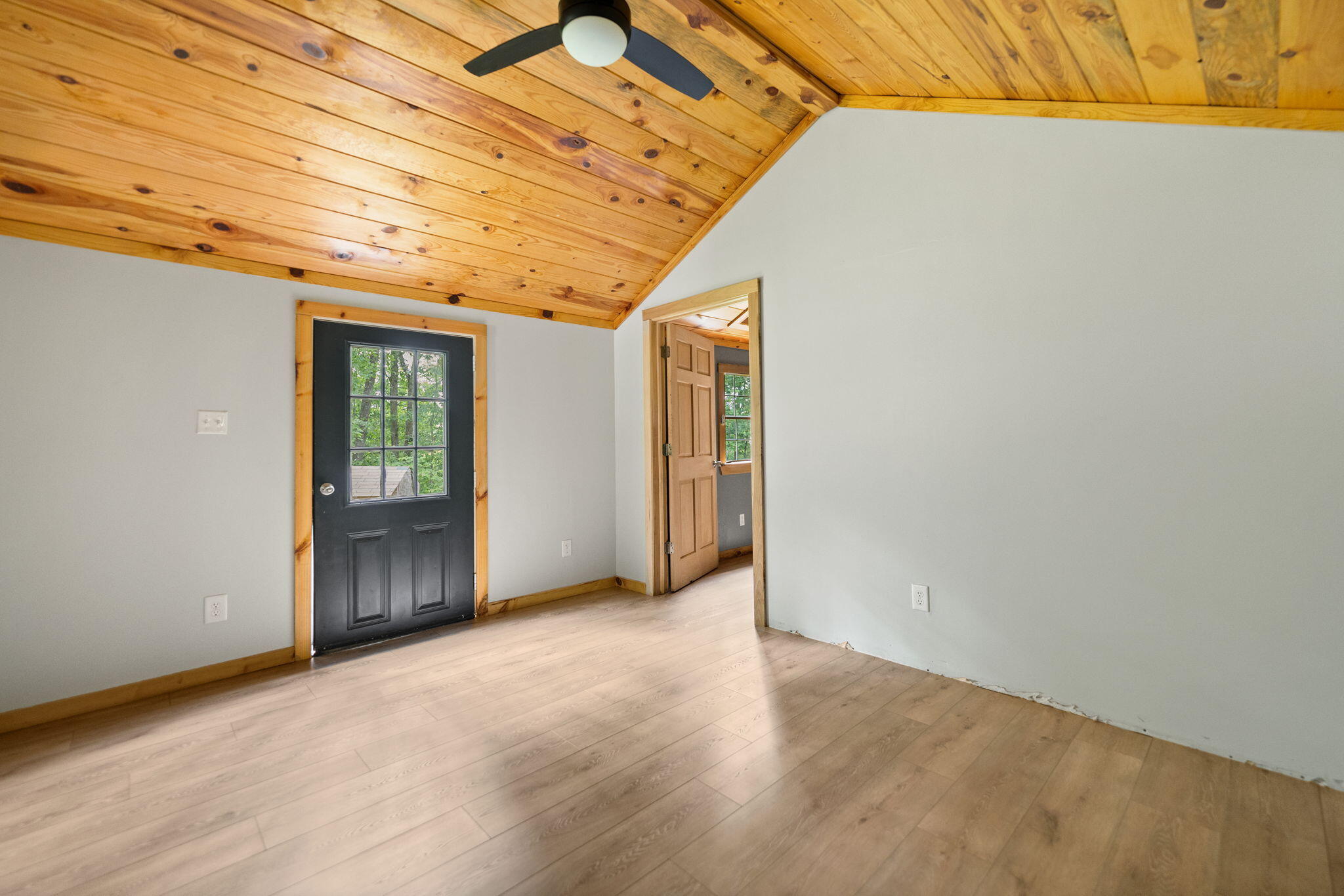 414 Coldiron Hollow Property Photo 34