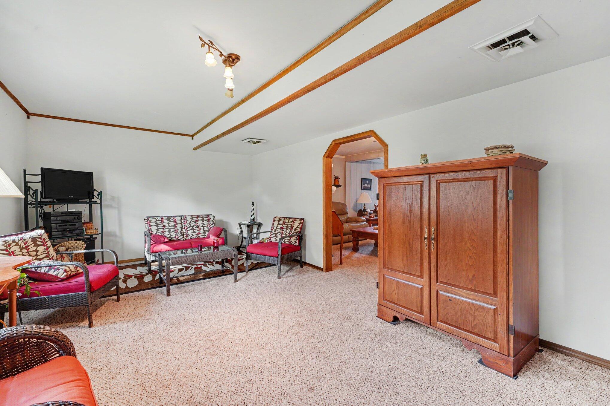 1186 Siry Road Property Photo 5