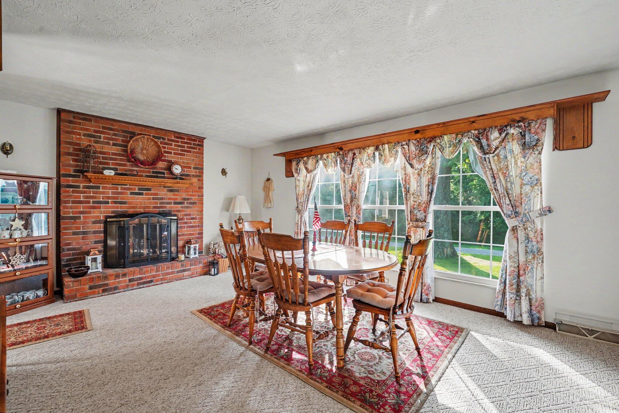 1186 Siry Road Property Photo 8