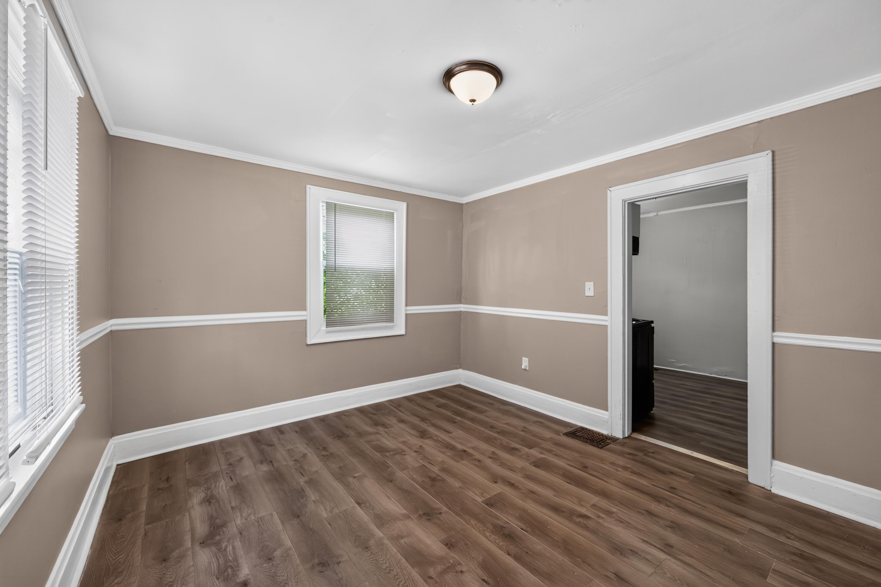 4715 Victory Avenue Property Photo 16
