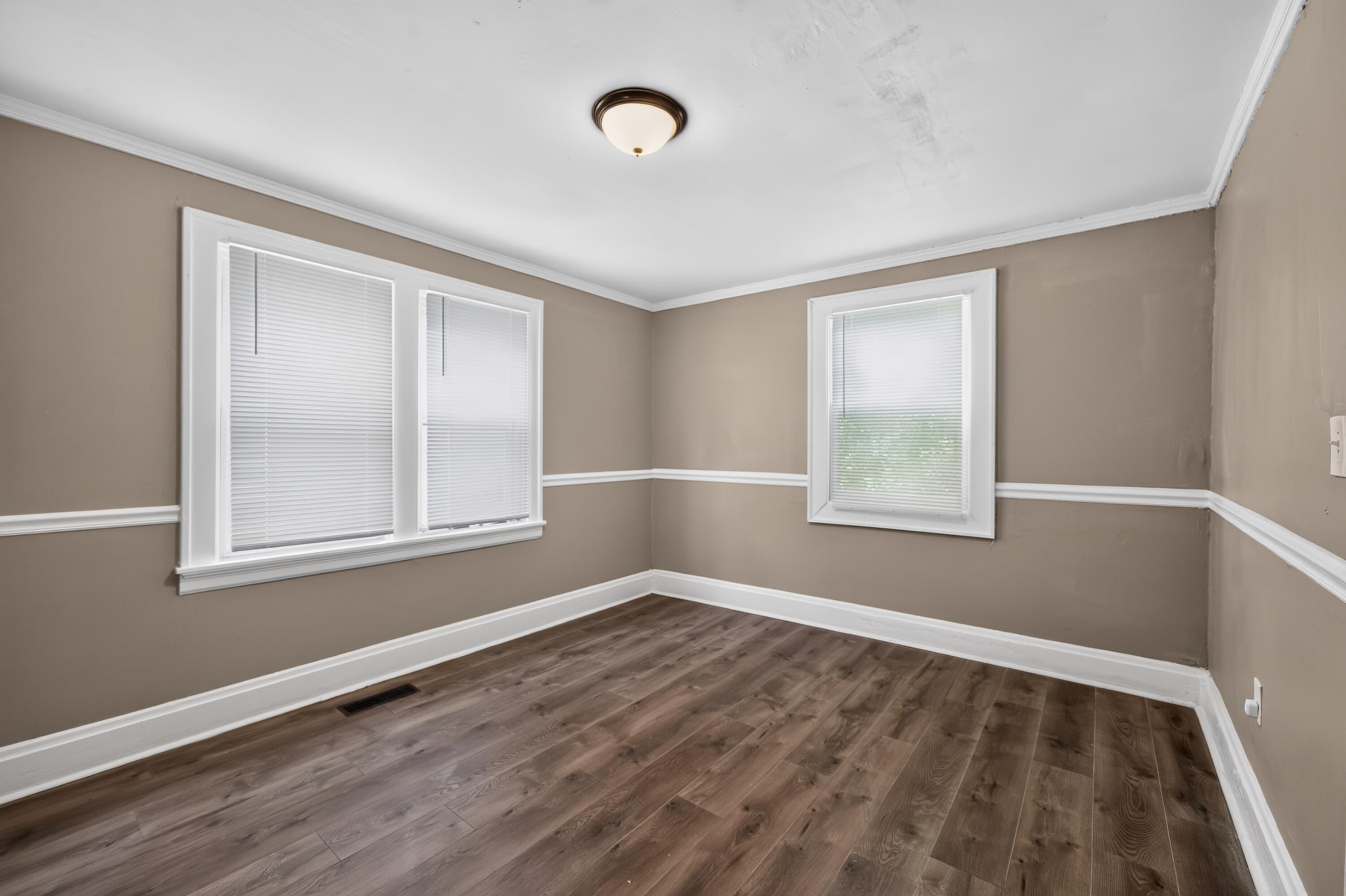 4715 Victory Avenue Property Photo 17