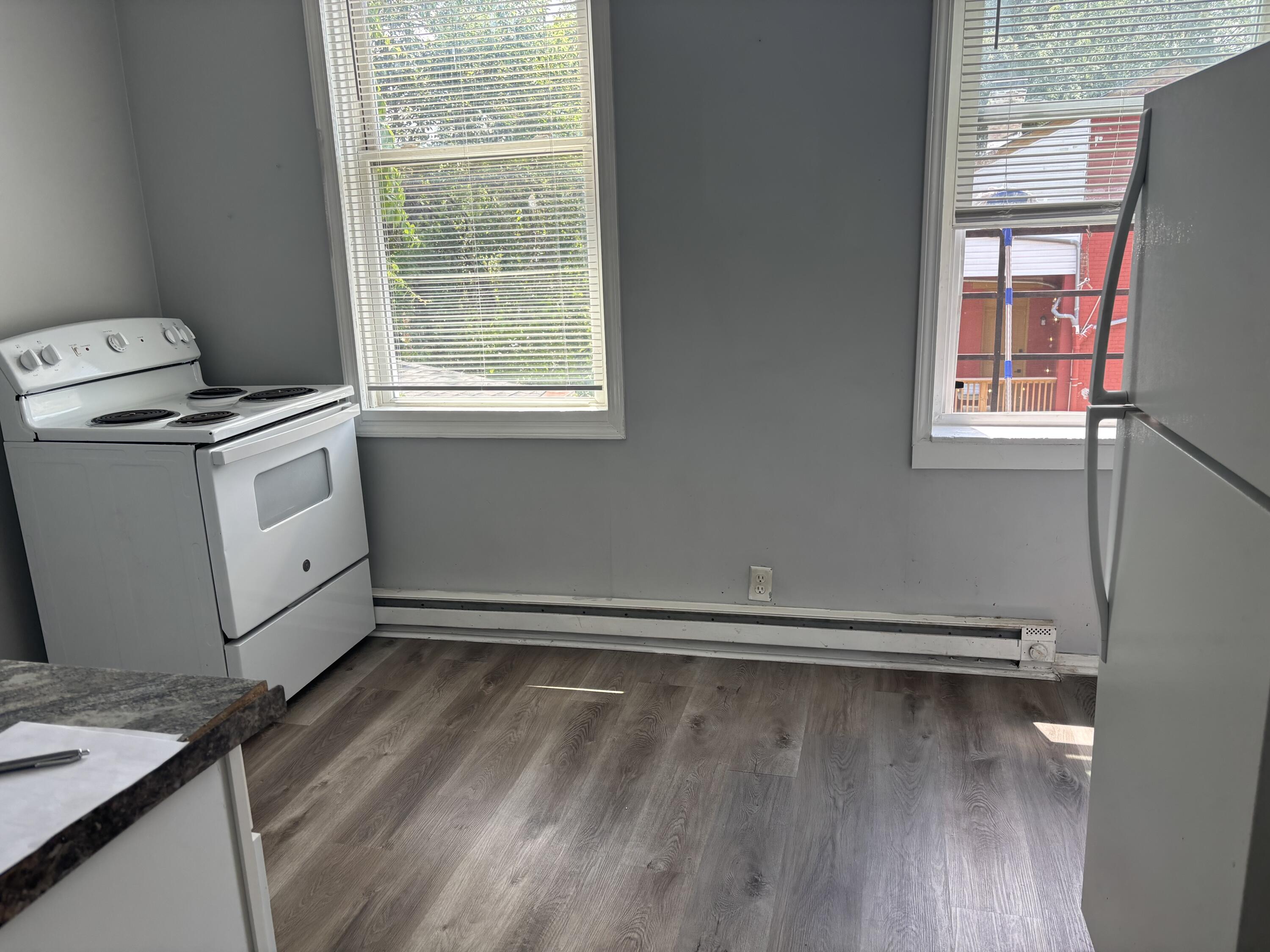 661 W Pike Street Property Photo 10