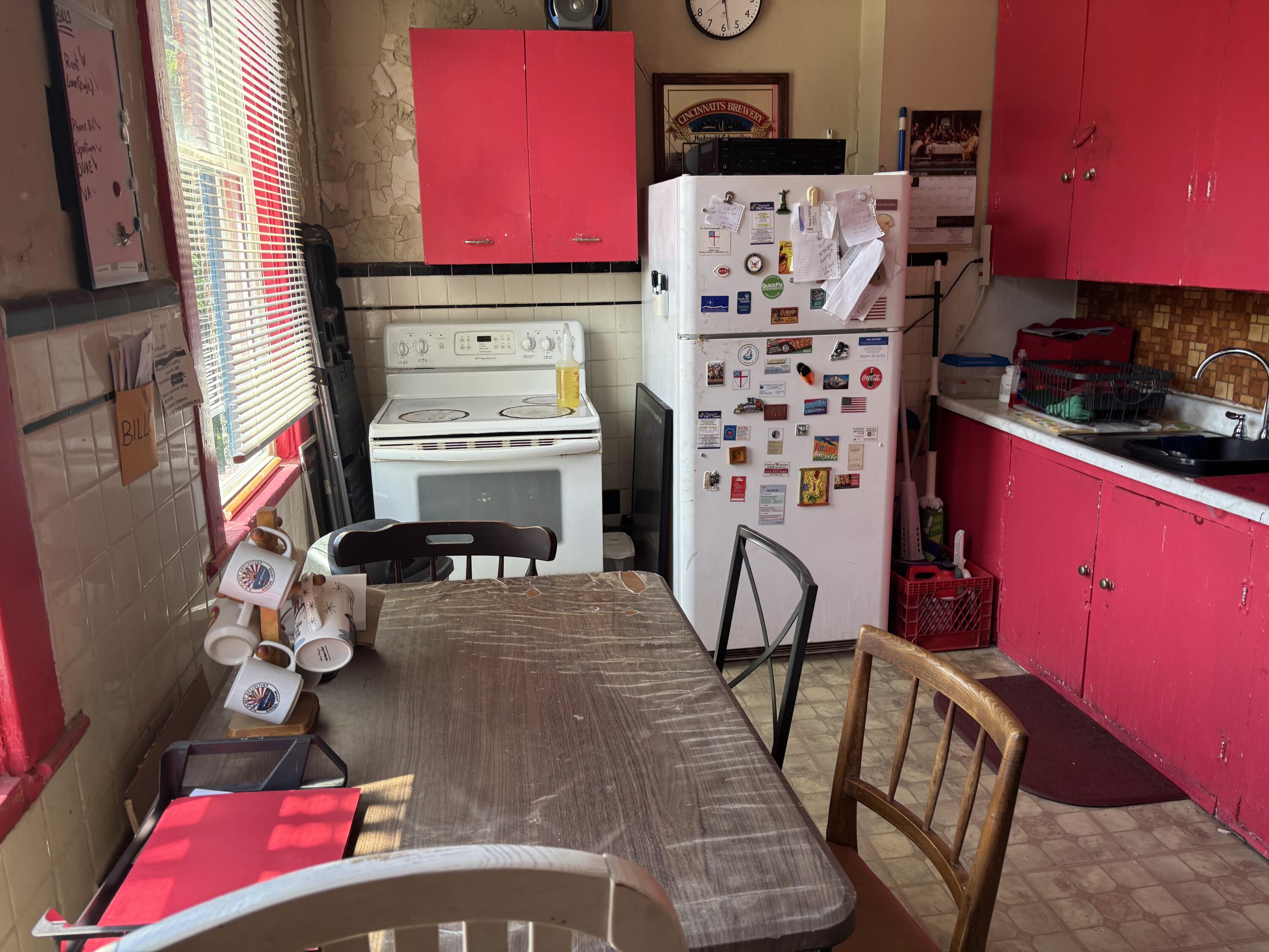 661 W Pike Street Property Photo 13