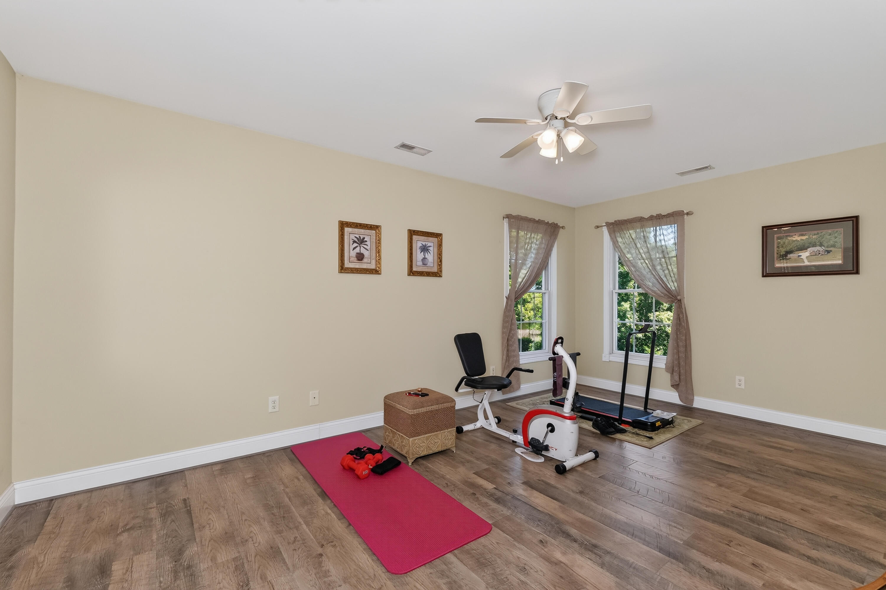 102 Harbour Pointe Drive Property Photo 24