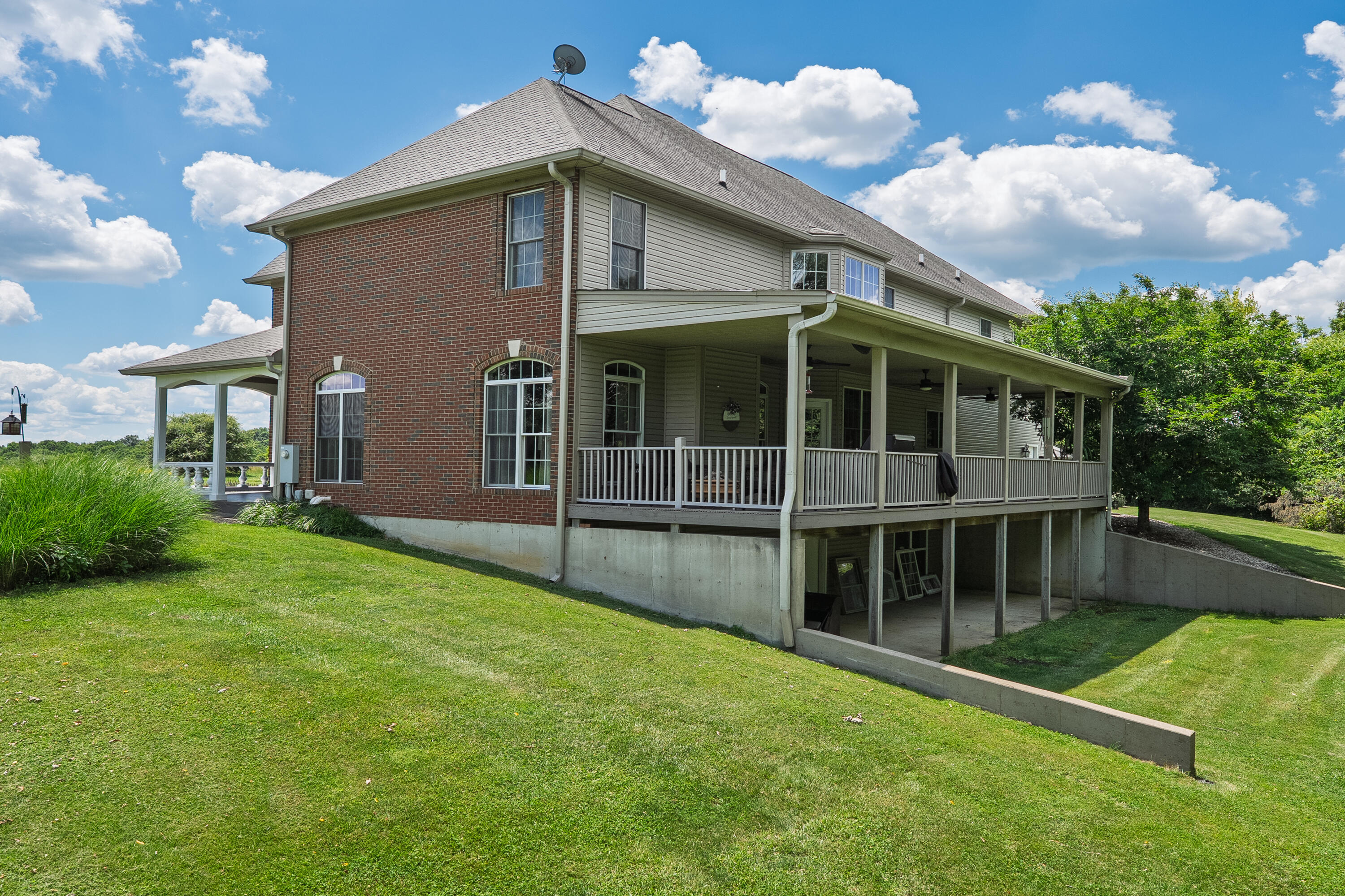 102 Harbour Pointe Drive Property Photo 38
