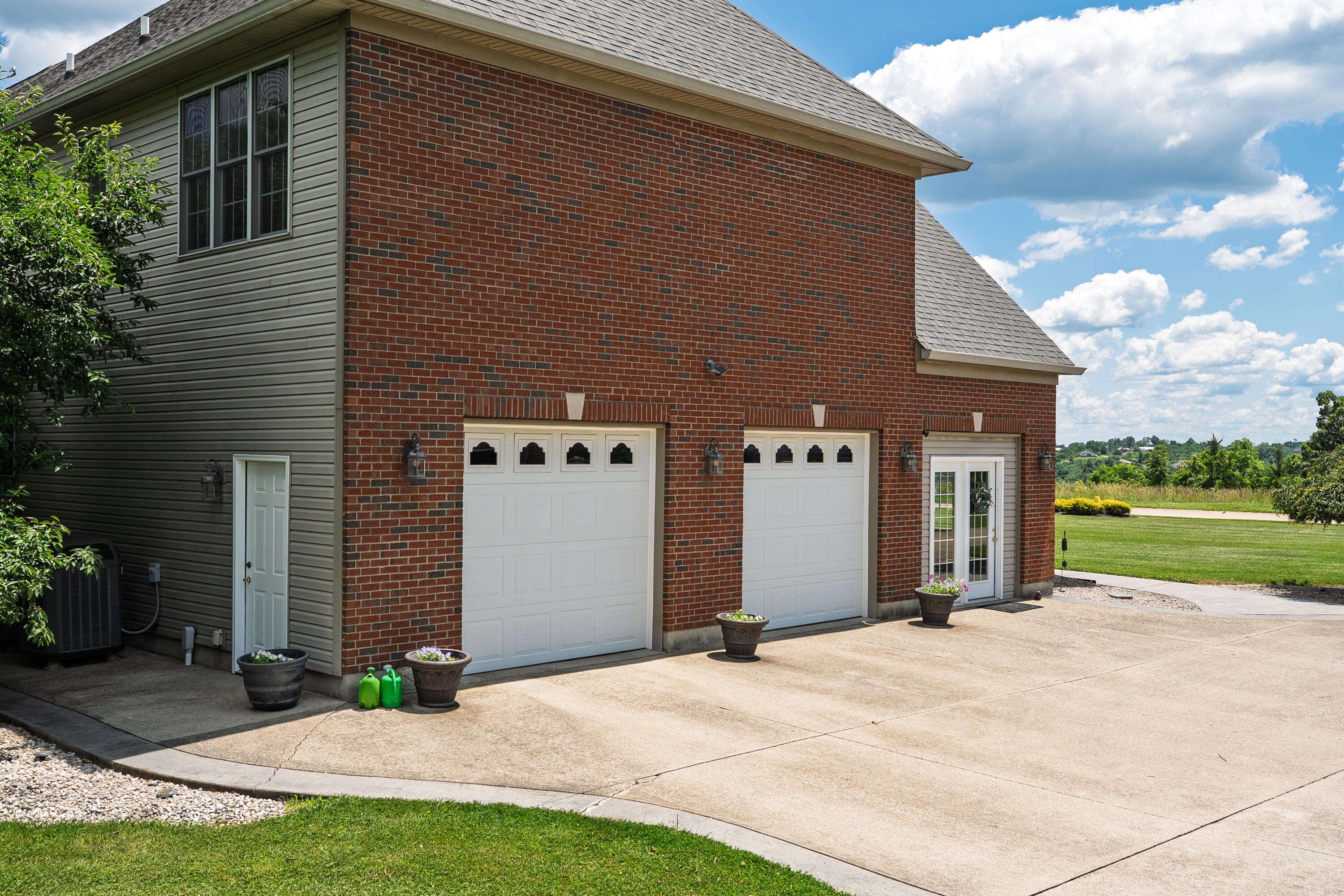 102 Harbour Pointe Drive Property Photo 39