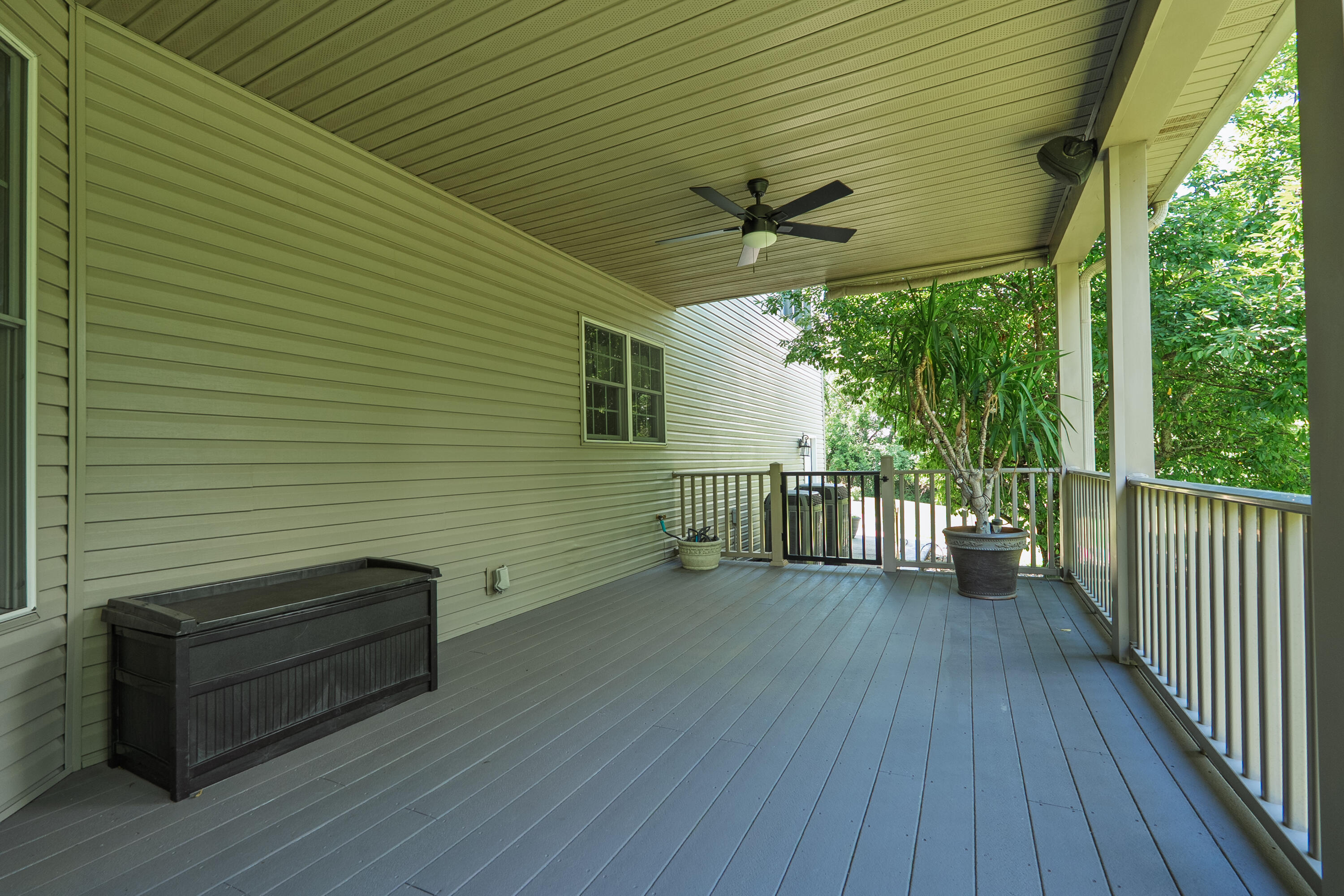 102 Harbour Pointe Drive Property Photo 41