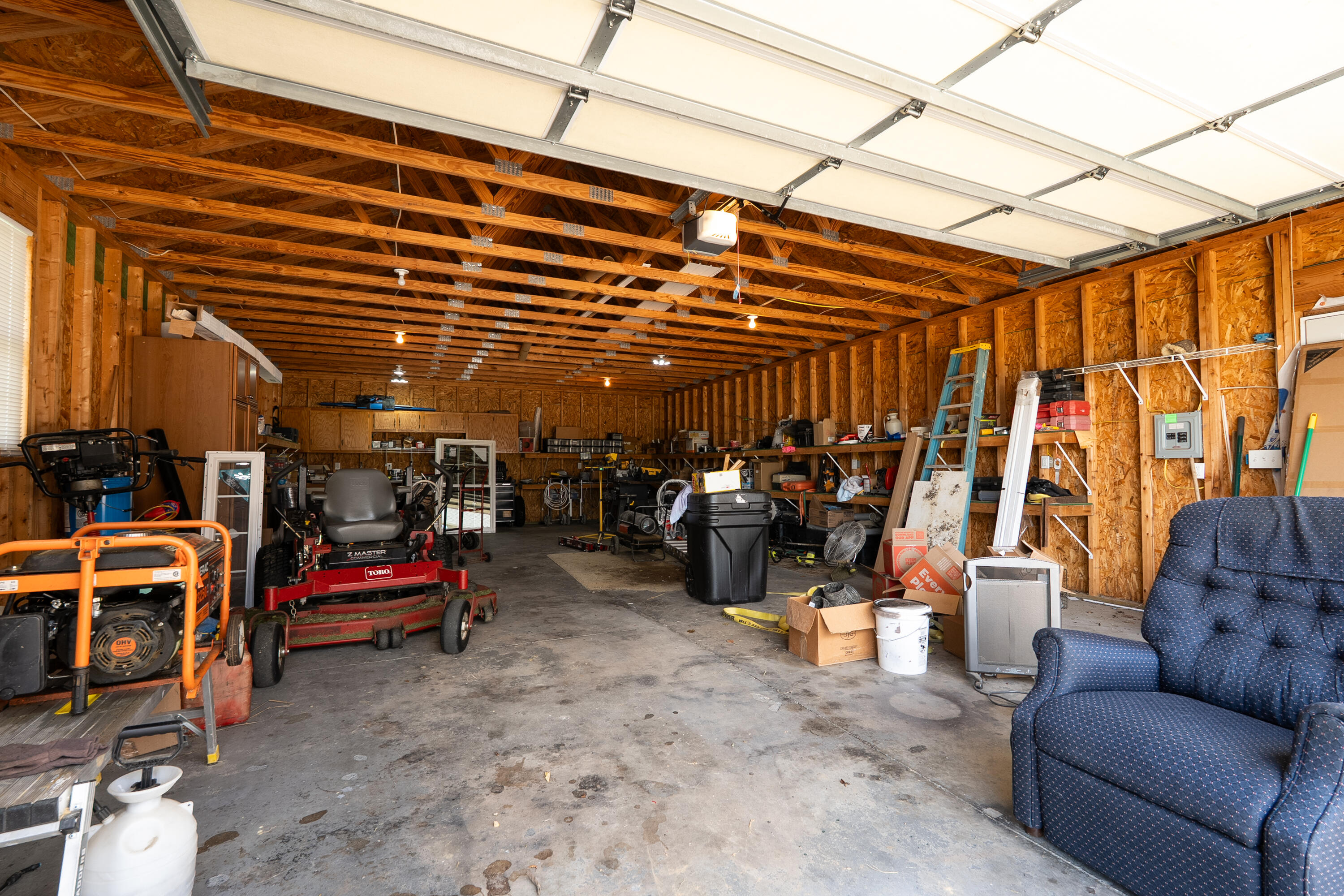 102 Harbour Pointe Drive Property Photo 45