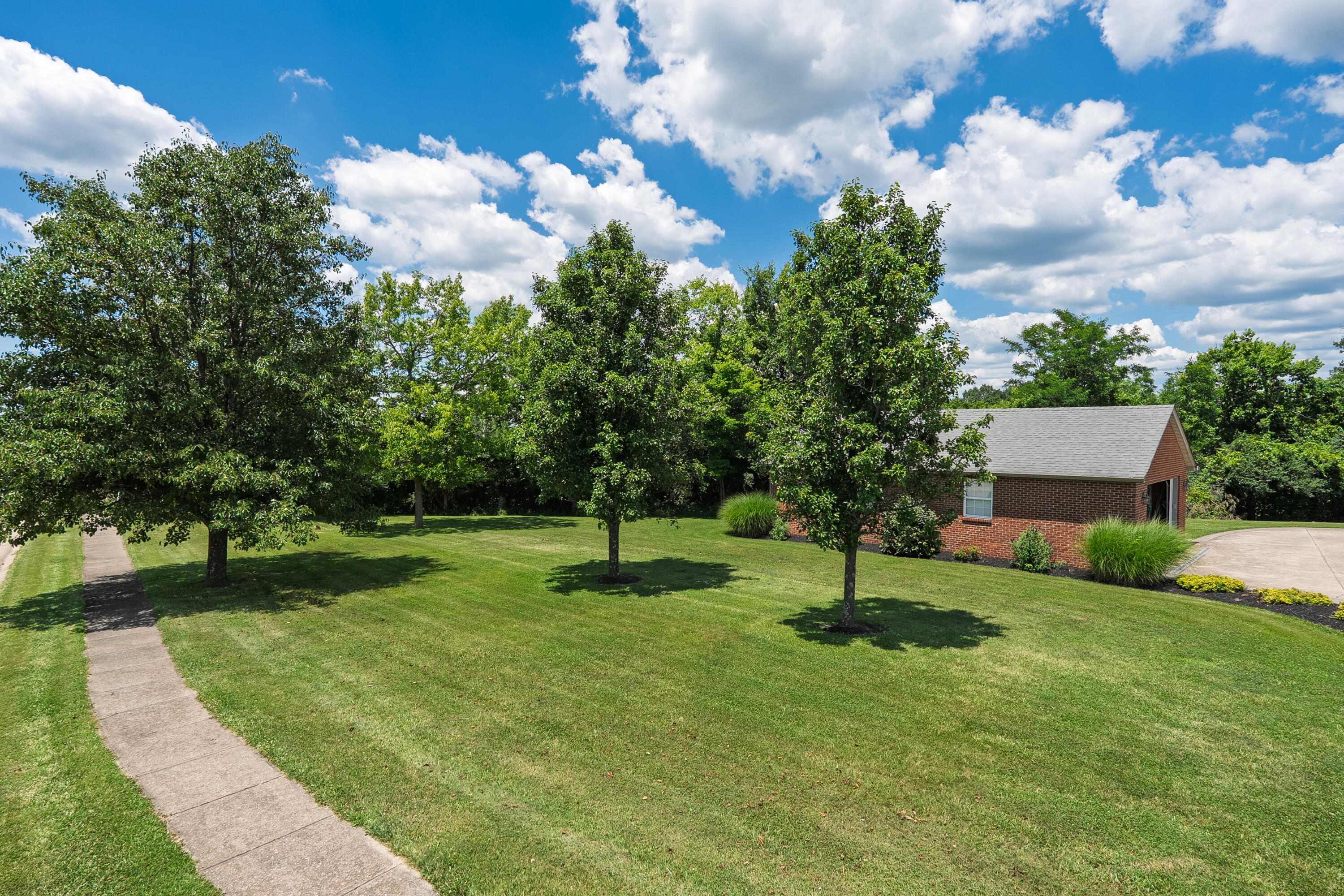 102 Harbour Pointe Drive Property Photo 48