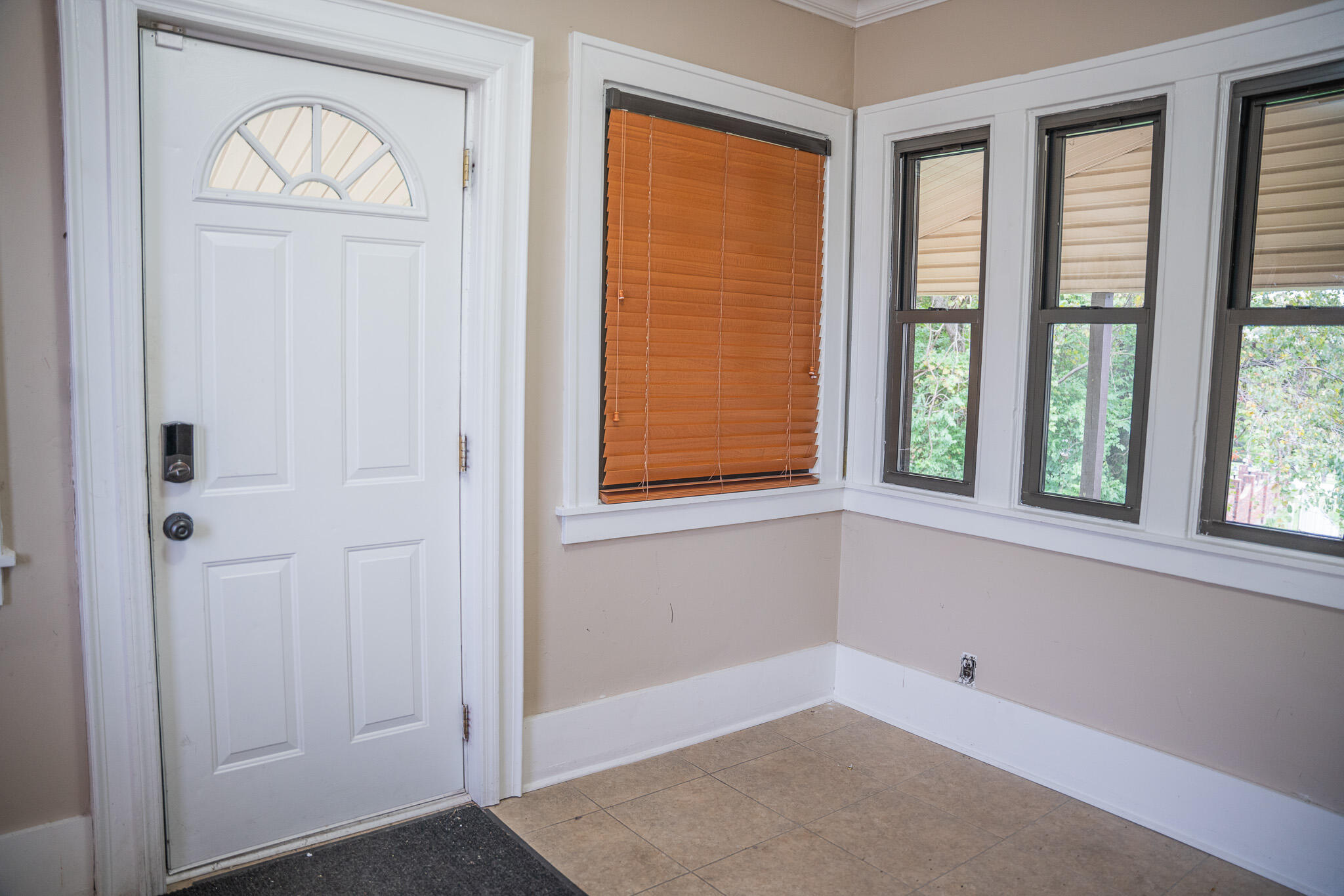 3617 Alexandria Pike Property Photo 4