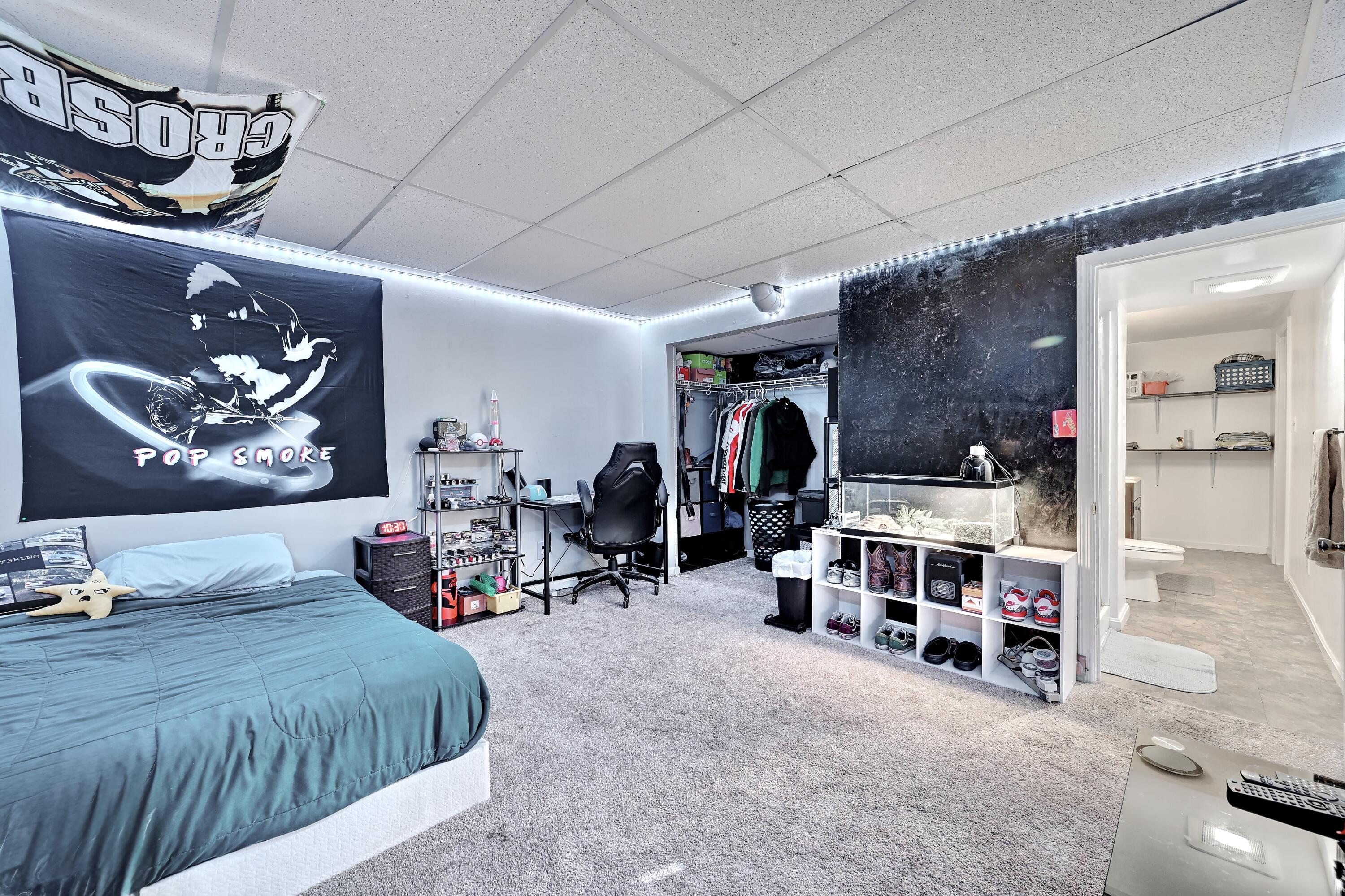 10392 Lanes End Circle Property Photo 27