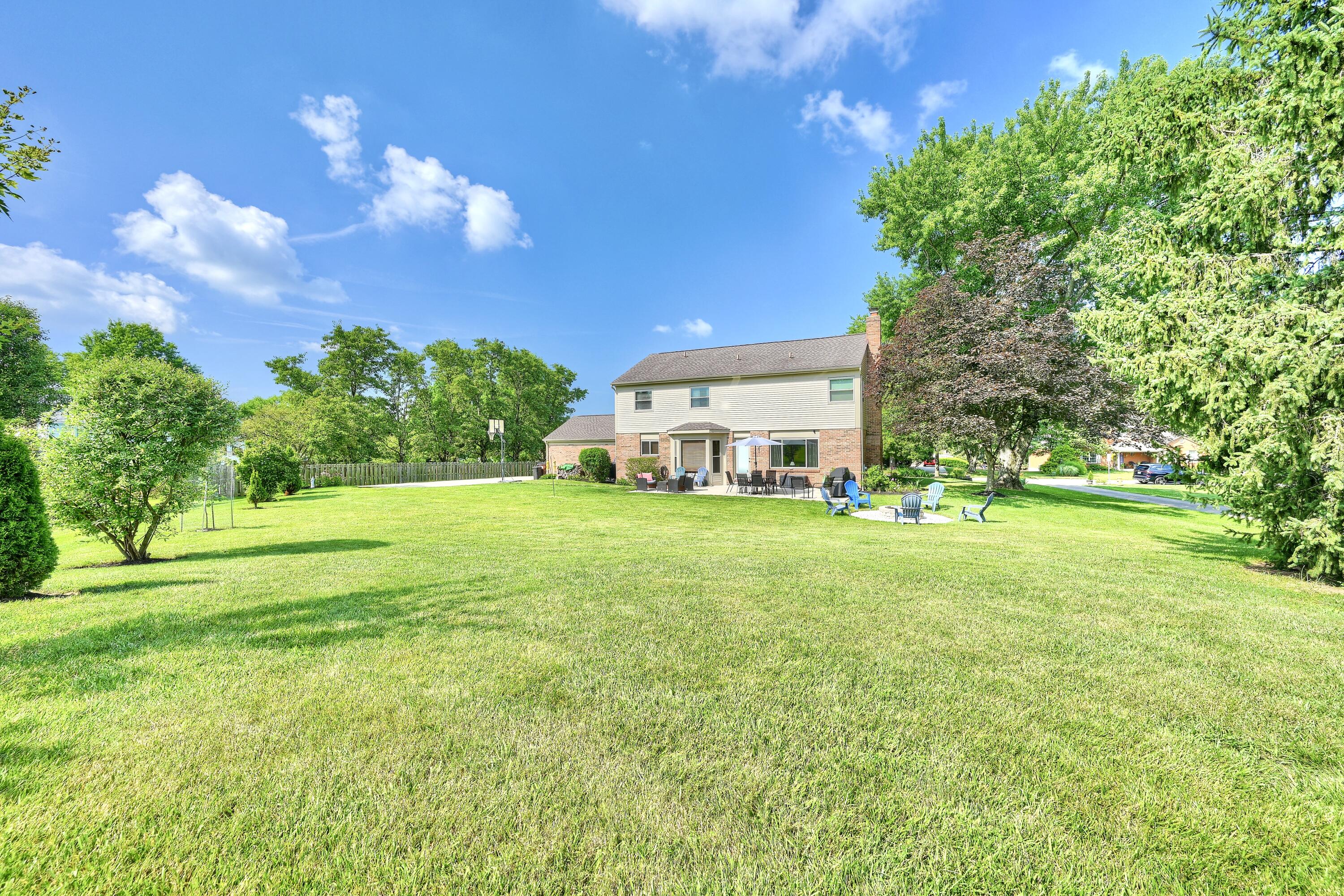 10392 Lanes End Circle Property Photo 32