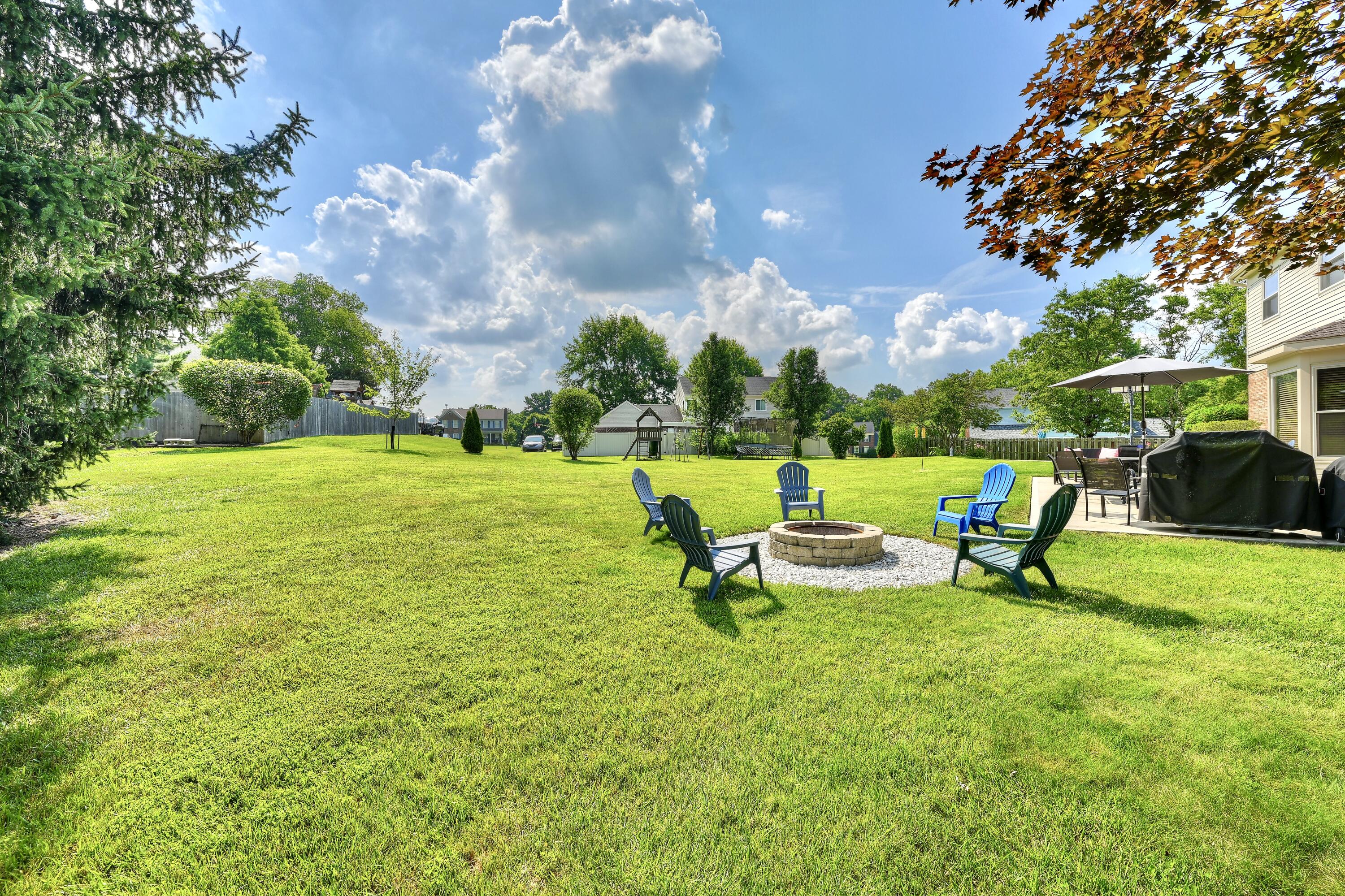 10392 Lanes End Circle Property Photo 33