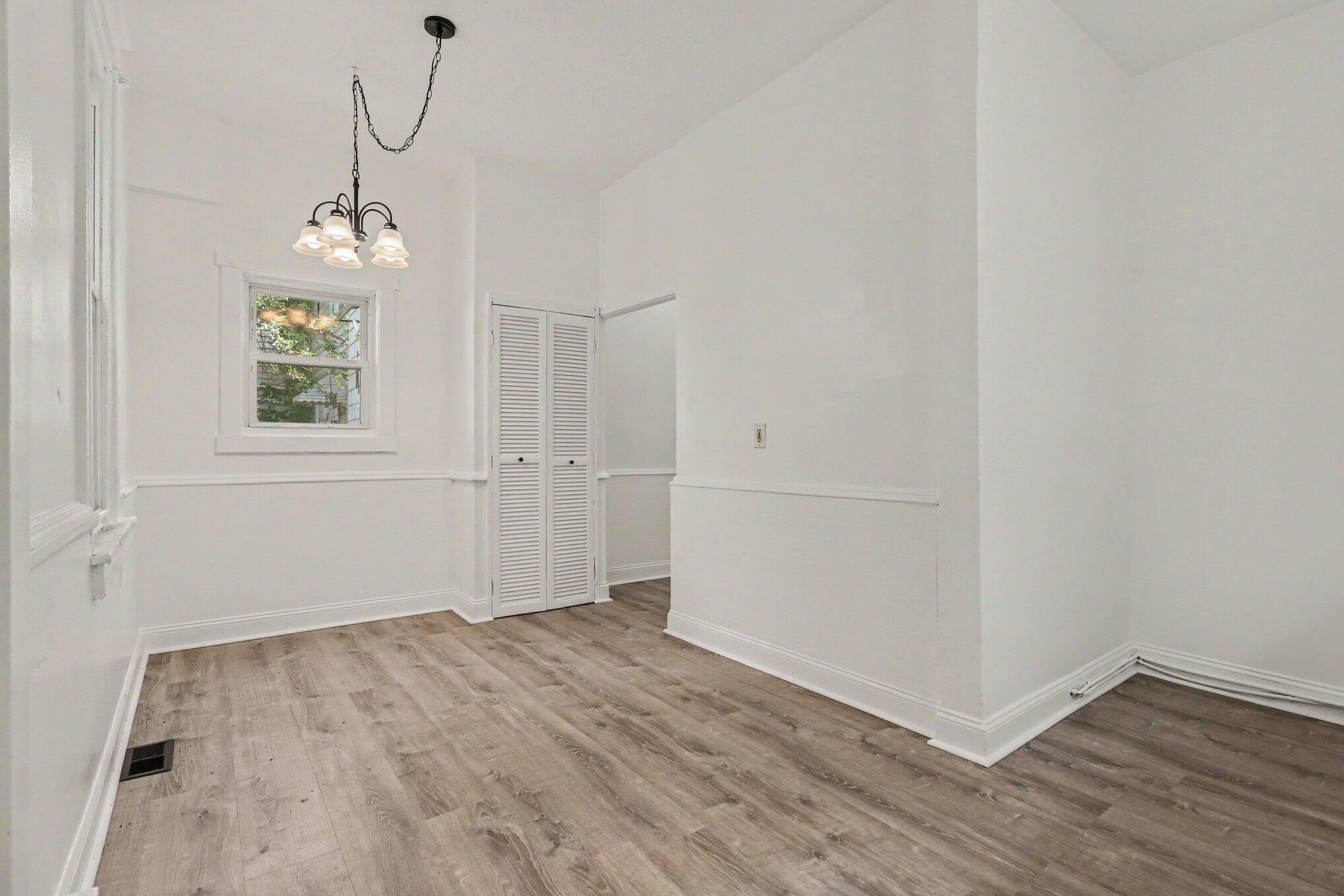 1825 Scott Boulevard Property Photo 8