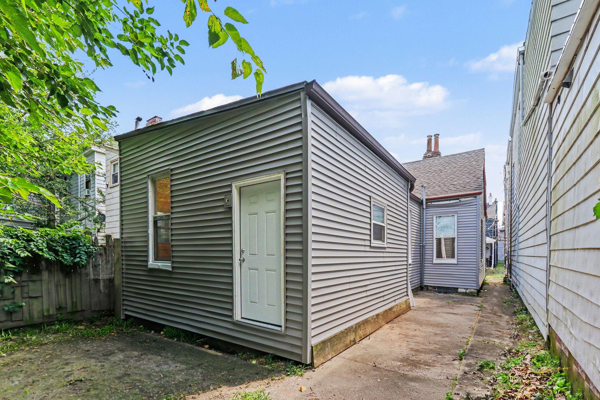 1825 Scott Boulevard Property Photo 23