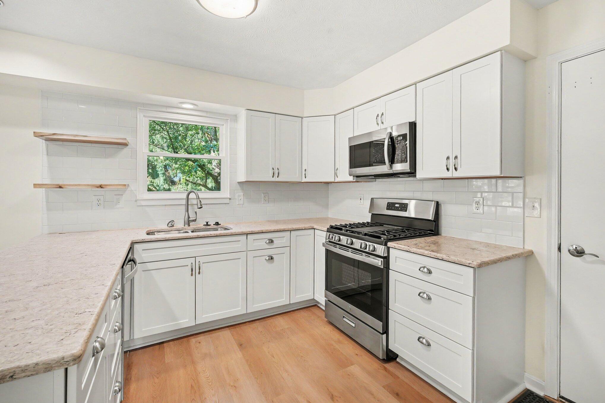 7412 Indian Ridge Way Property Photo 13