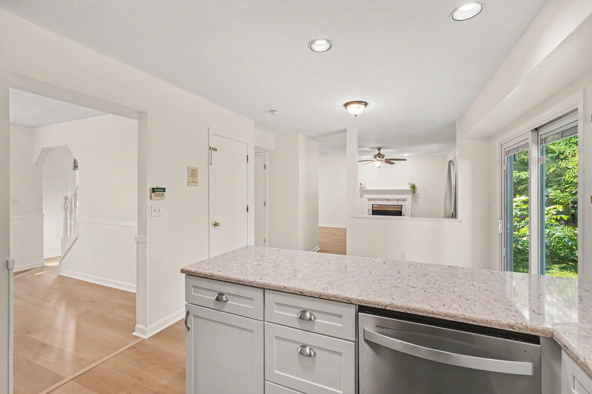 7412 Indian Ridge Way Property Photo 15