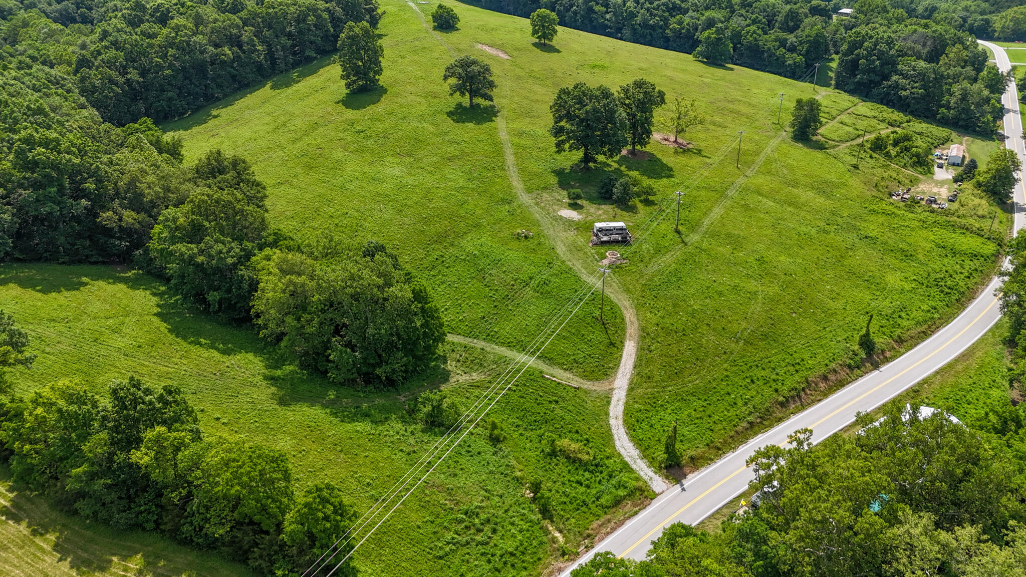 9102 Kentontown Road Property Photo 10