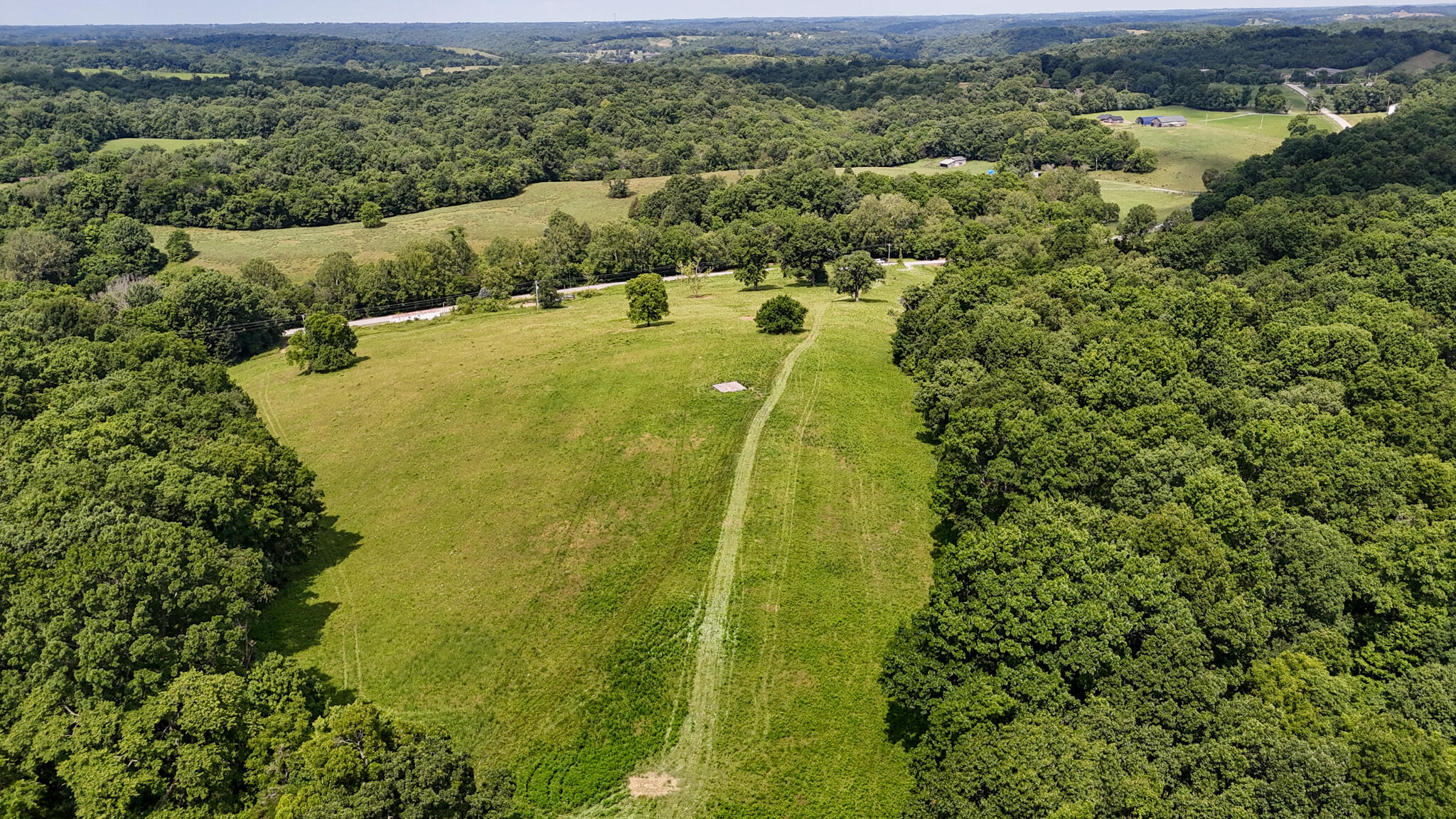 9102 Kentontown Road Property Photo 15