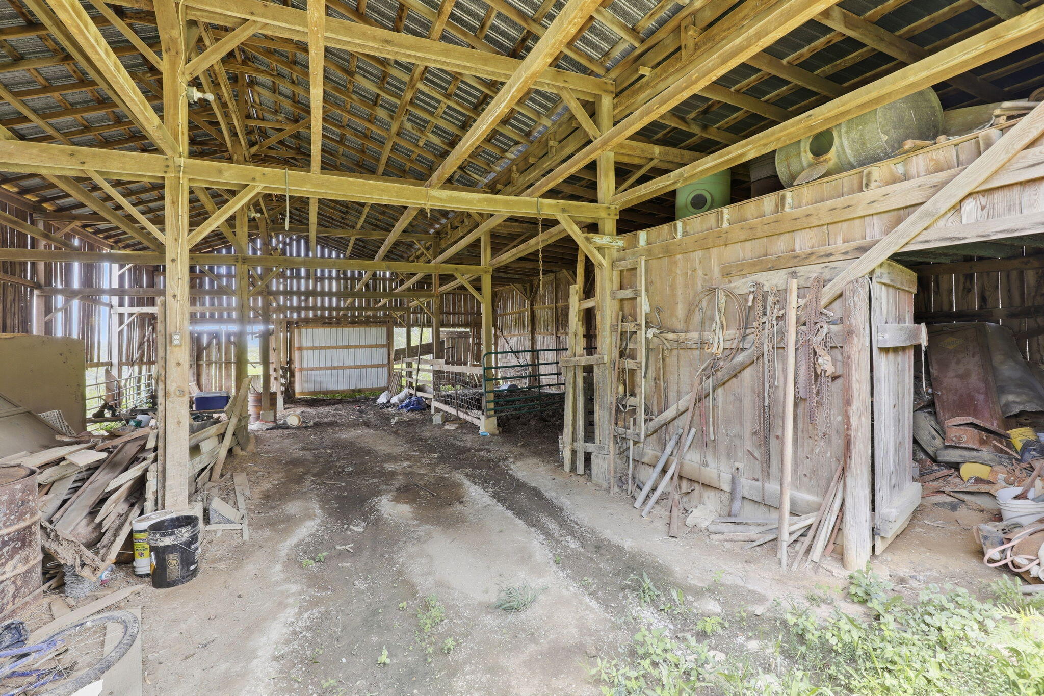 525 Chipman Ridge Road Property Photo 33