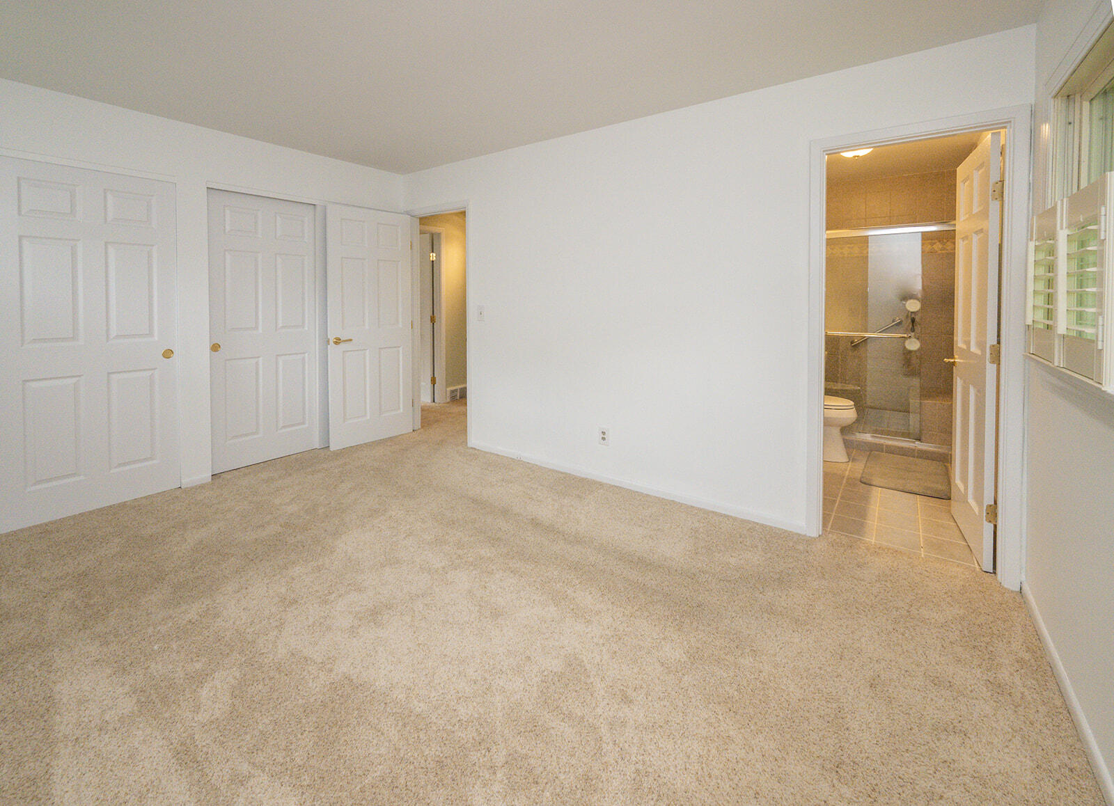 2930 Campus Drive Property Photo 19