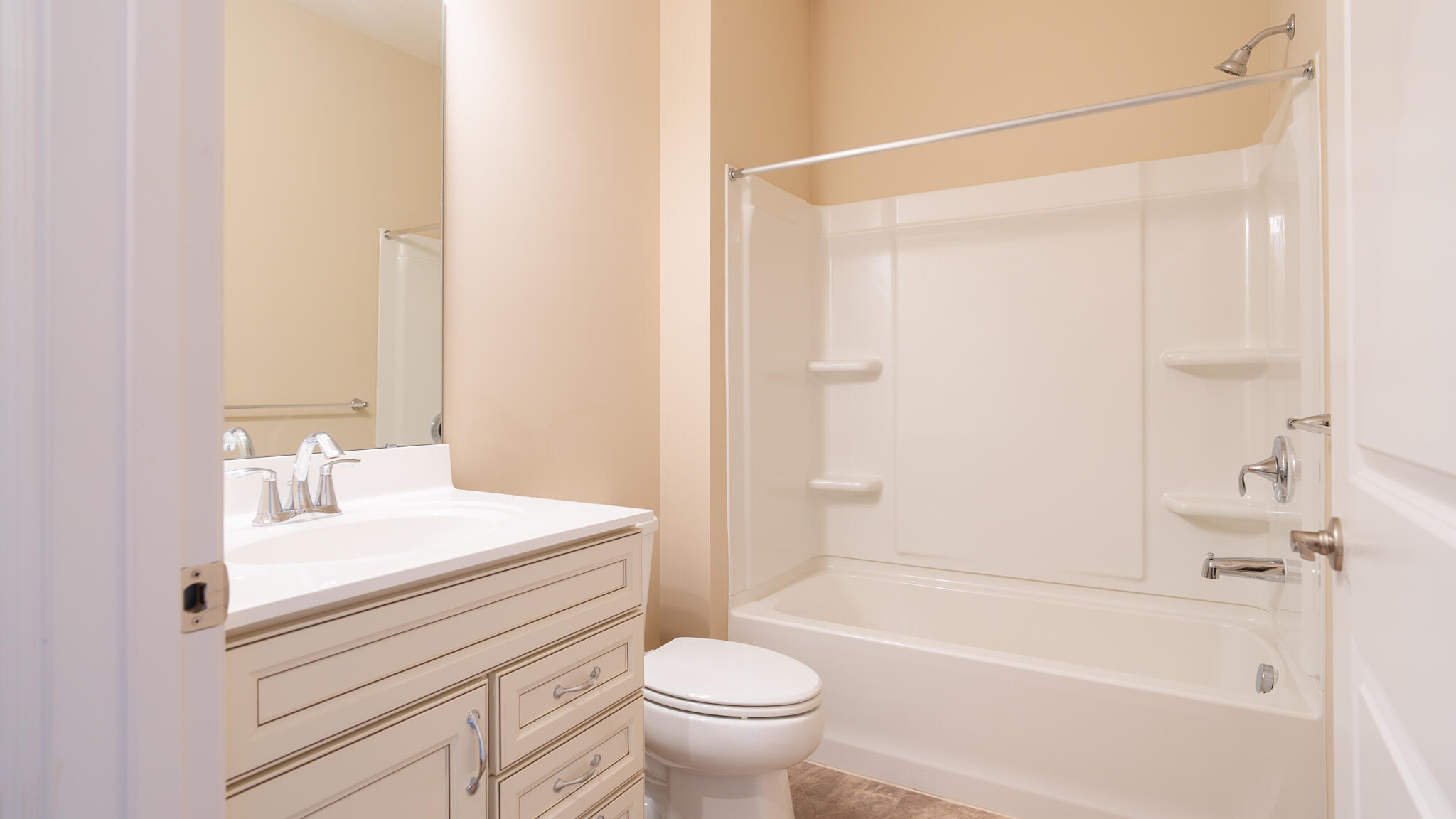 1039 Maggies Way Property Photo 4
