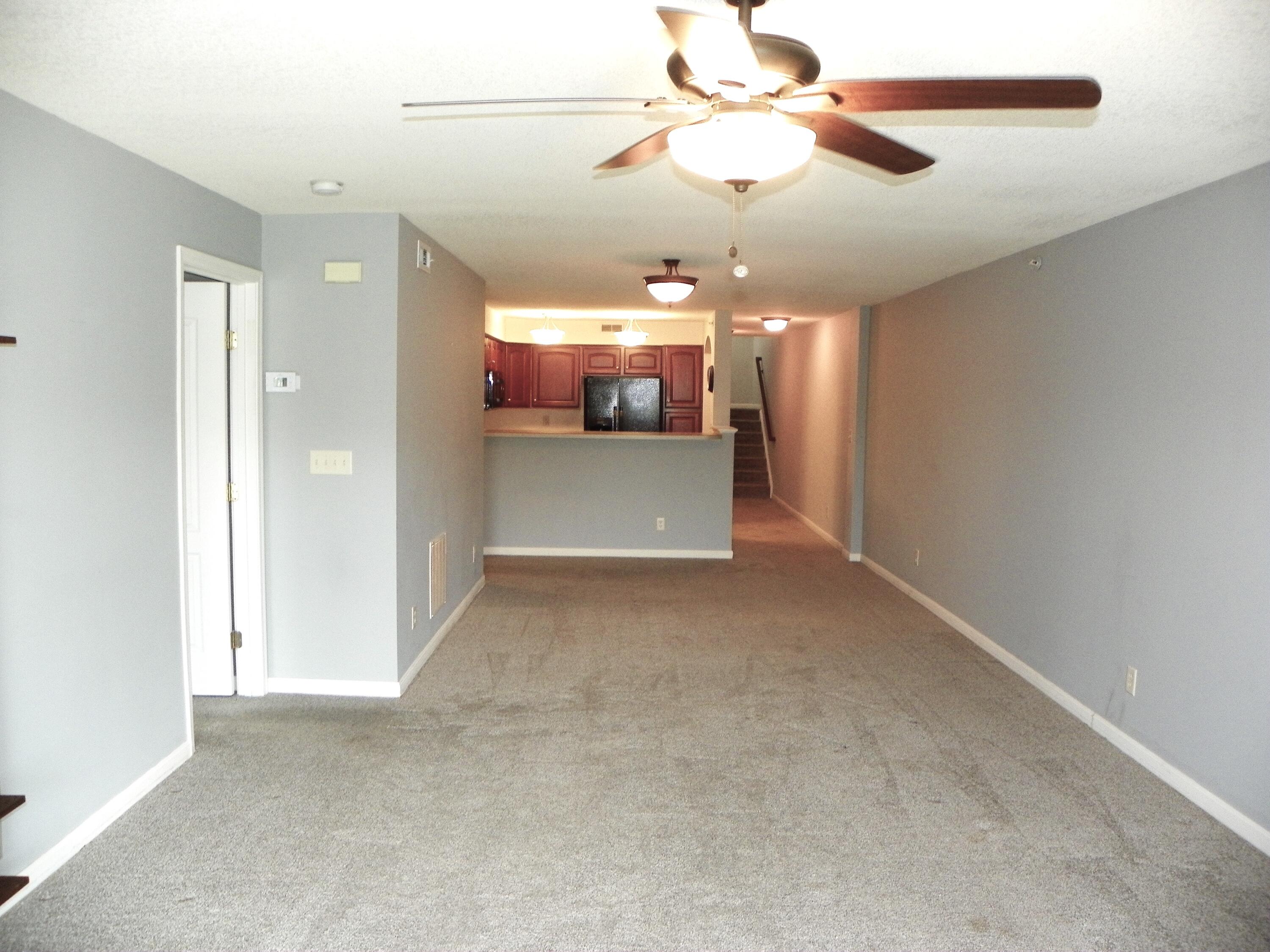 805 Slate View Property Photo 5