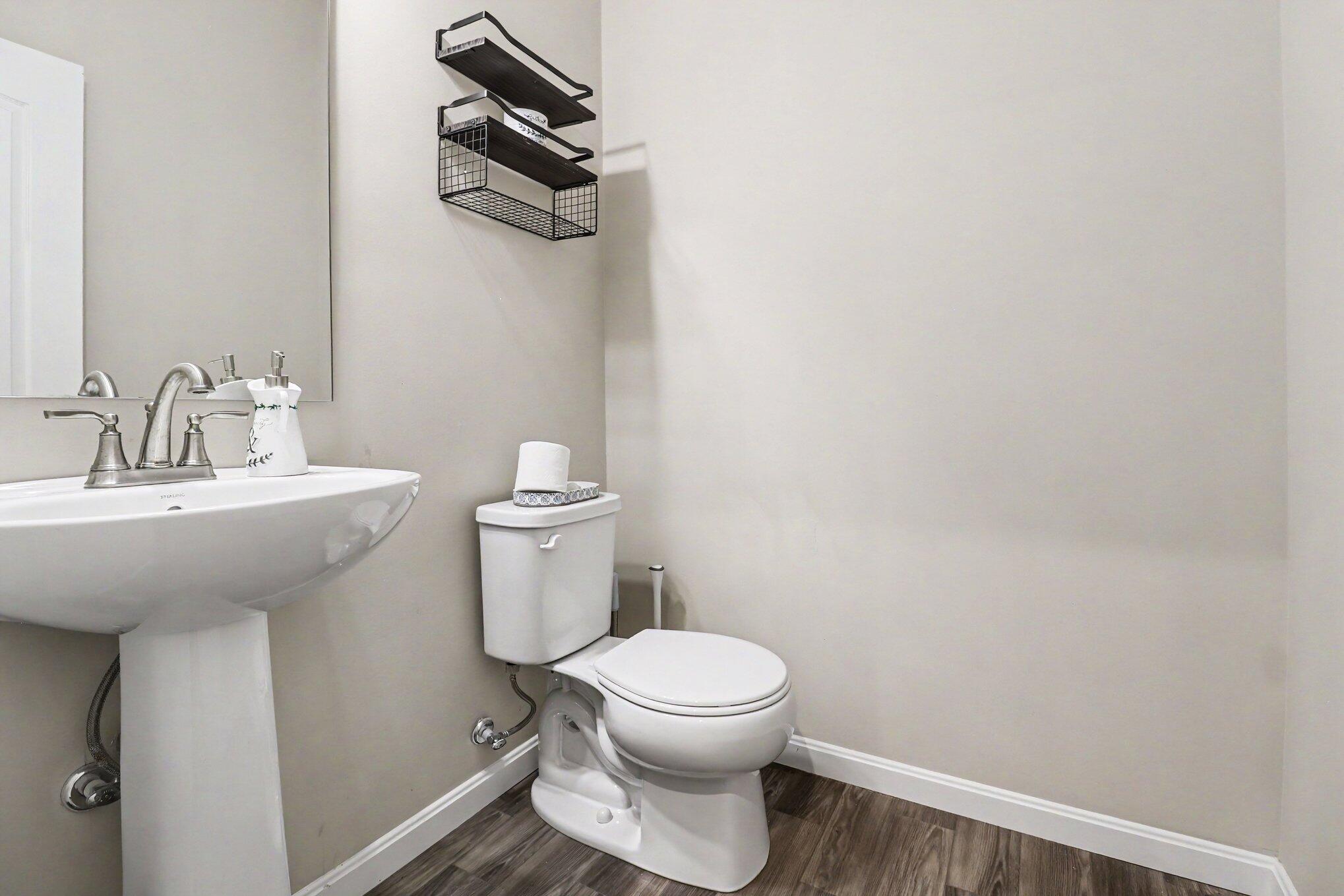 1340 Meadowcrest Circle Property Photo 13