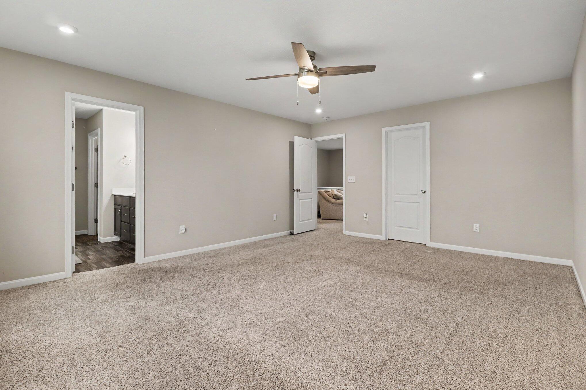 1340 Meadowcrest Circle Property Photo 15