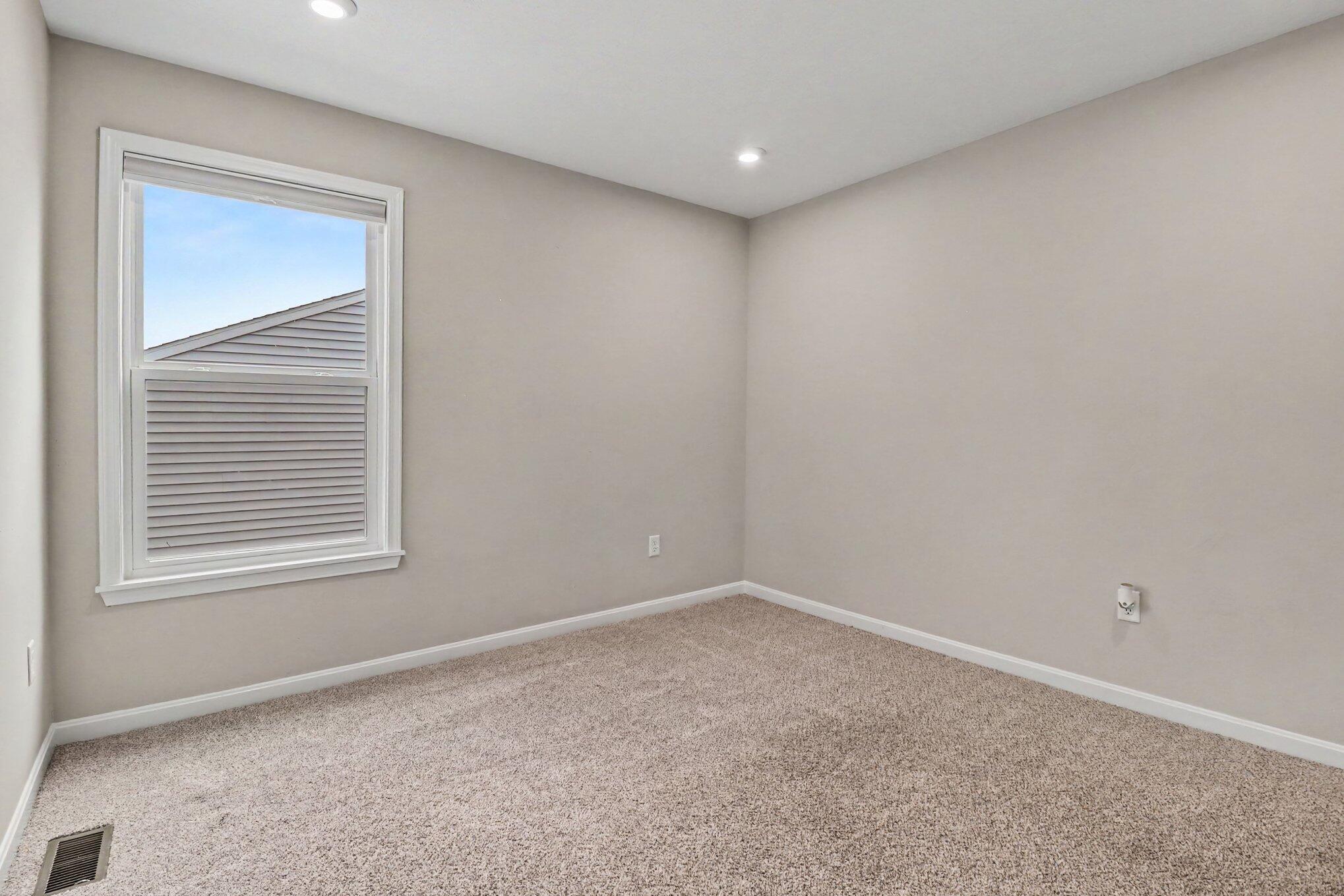 1340 Meadowcrest Circle Property Photo 23