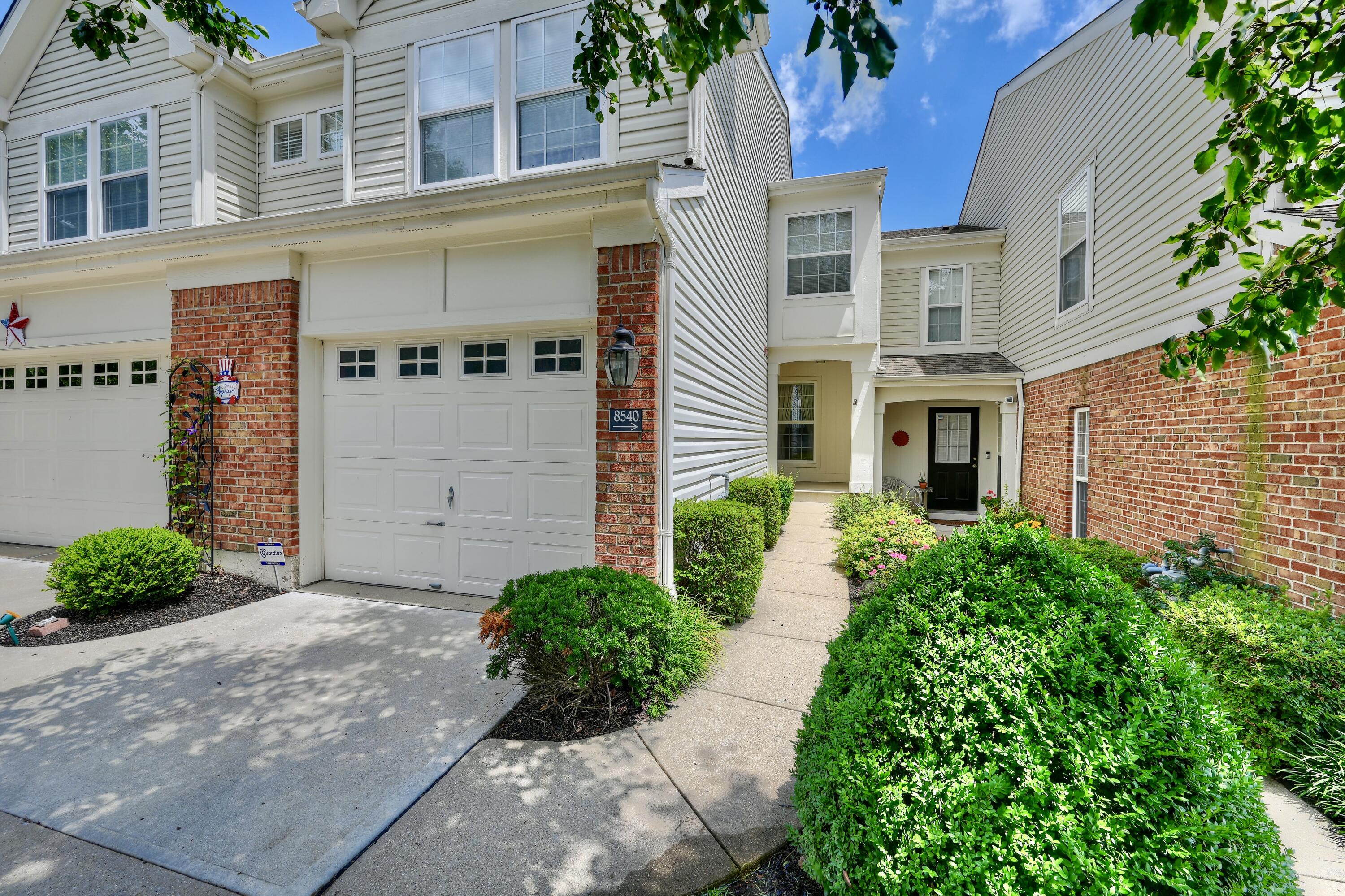 8540 Wiltshire Way Property Photo 1