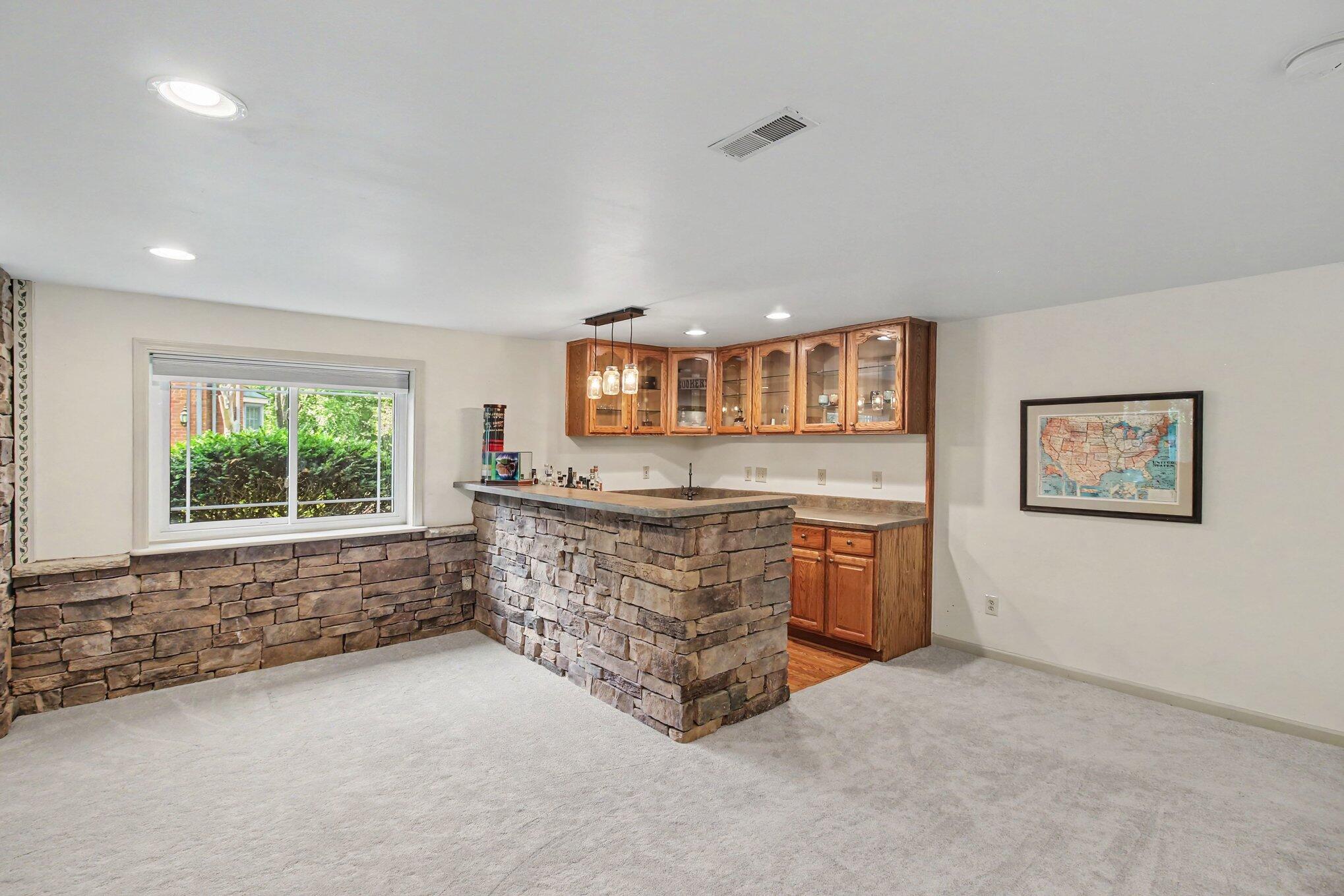 10195 Lewis Lane Property Photo 12