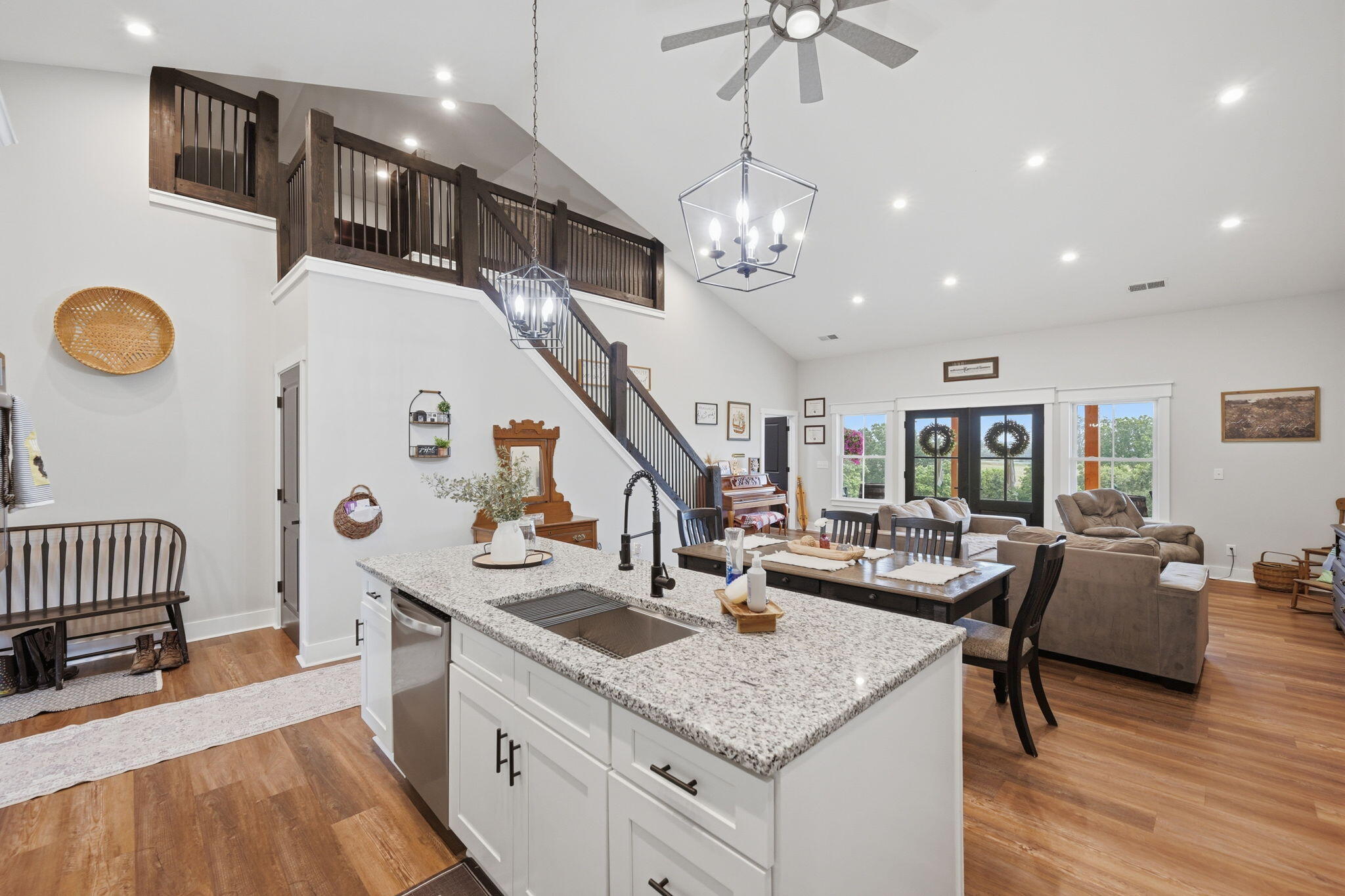 400 Stringtown Road Property Photo 14