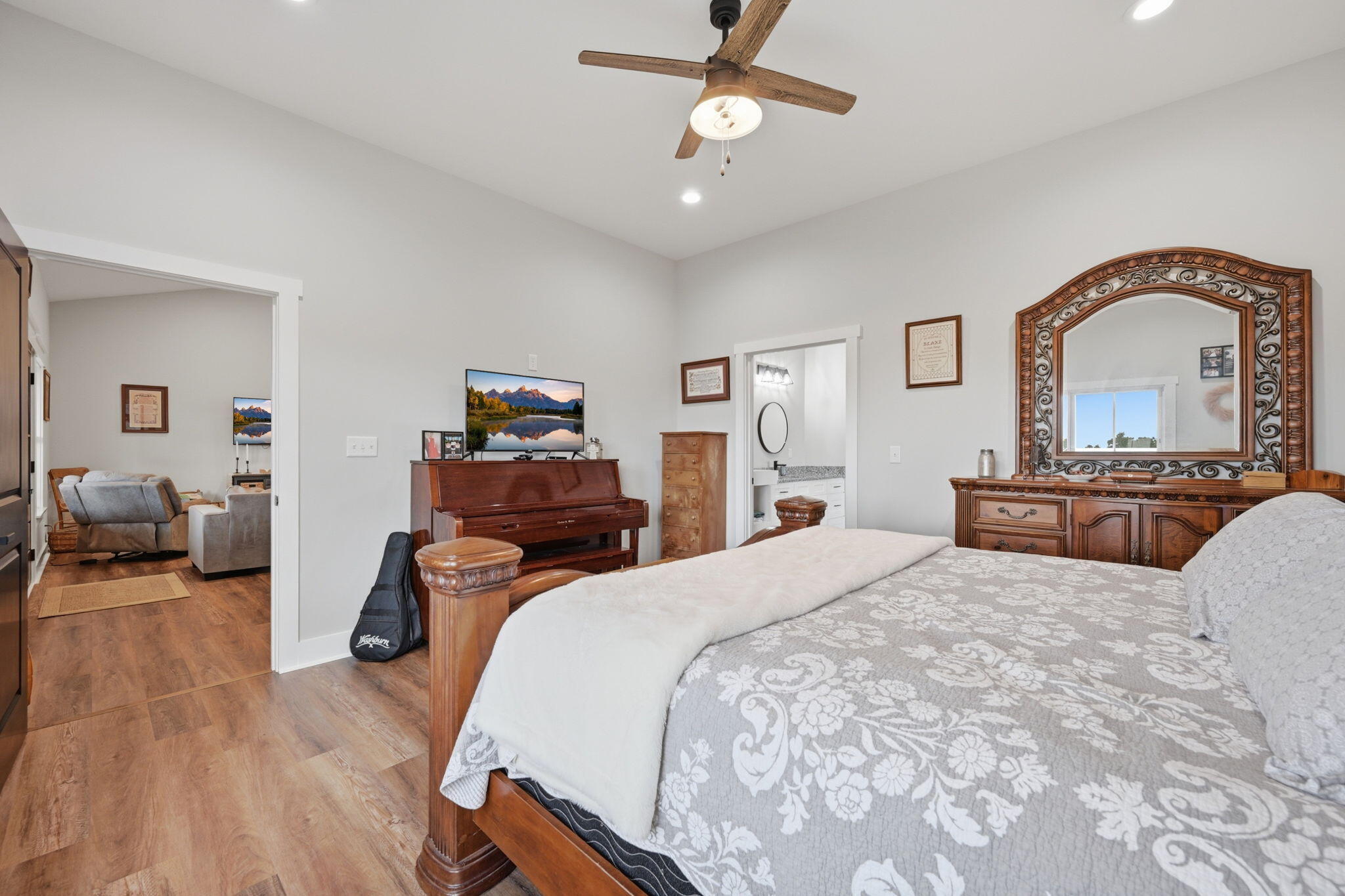 400 Stringtown Road Property Photo 16
