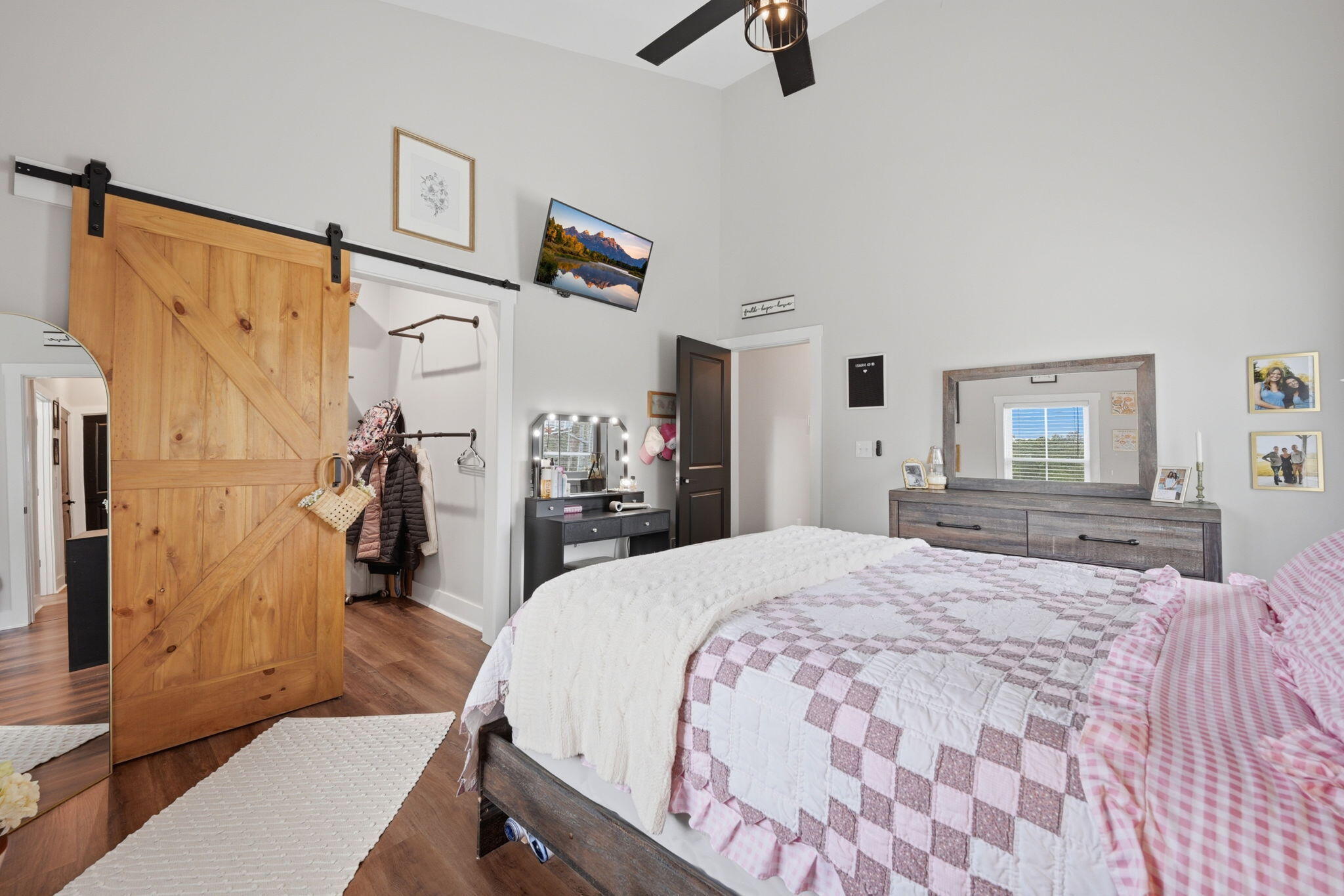 400 Stringtown Road Property Photo 20