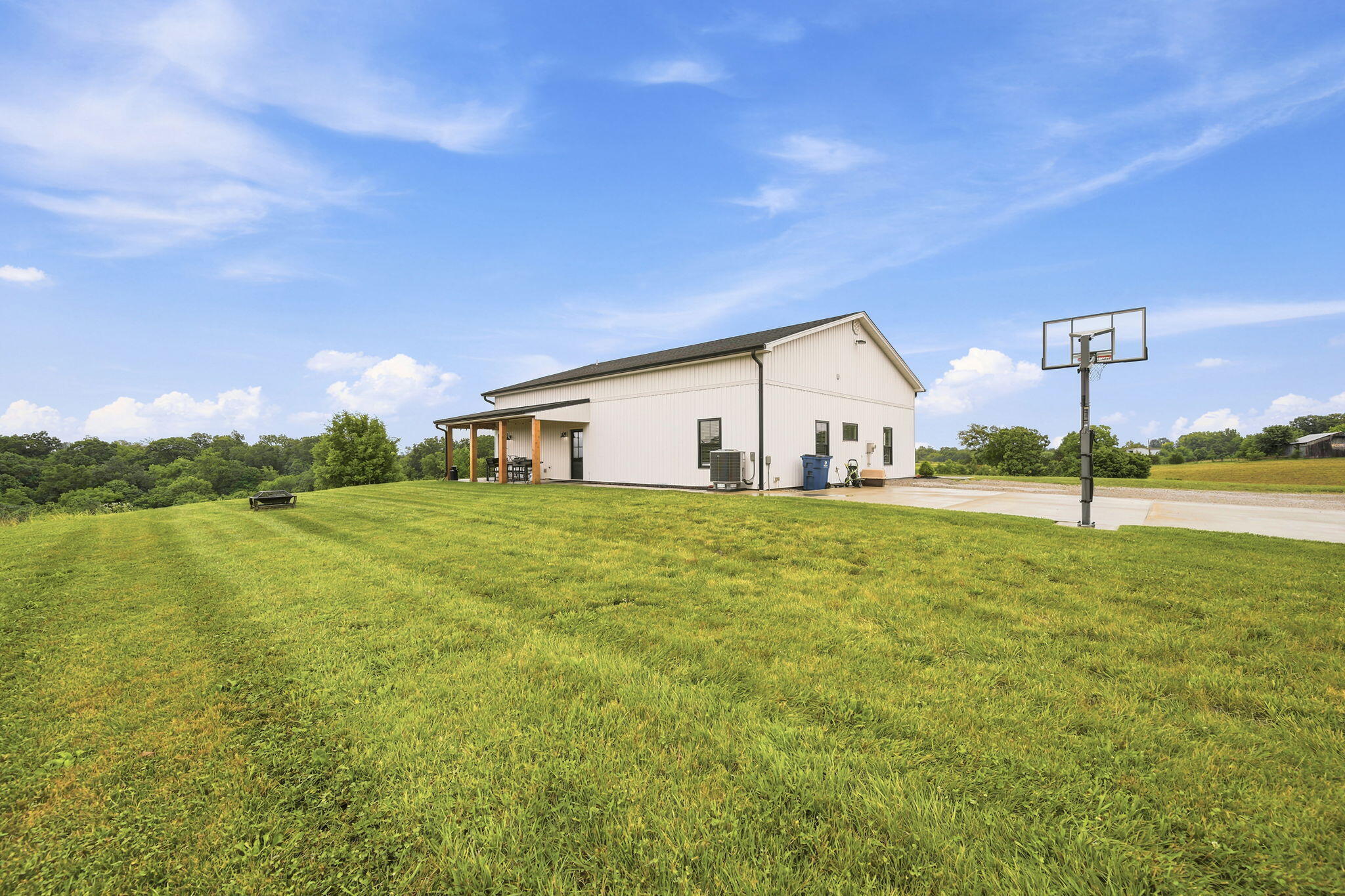 400 Stringtown Road Property Photo 37