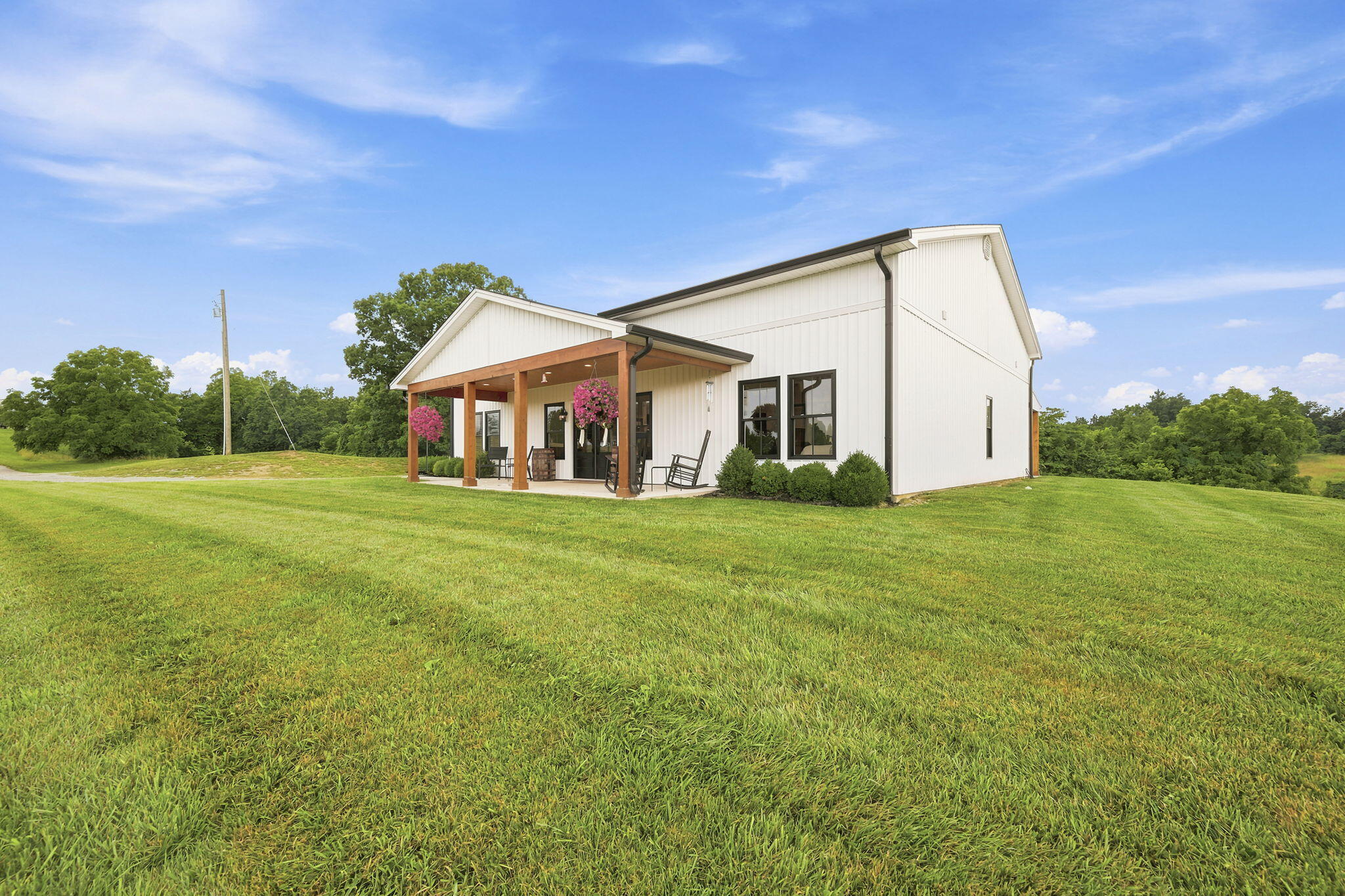 400 Stringtown Road Property Photo 44