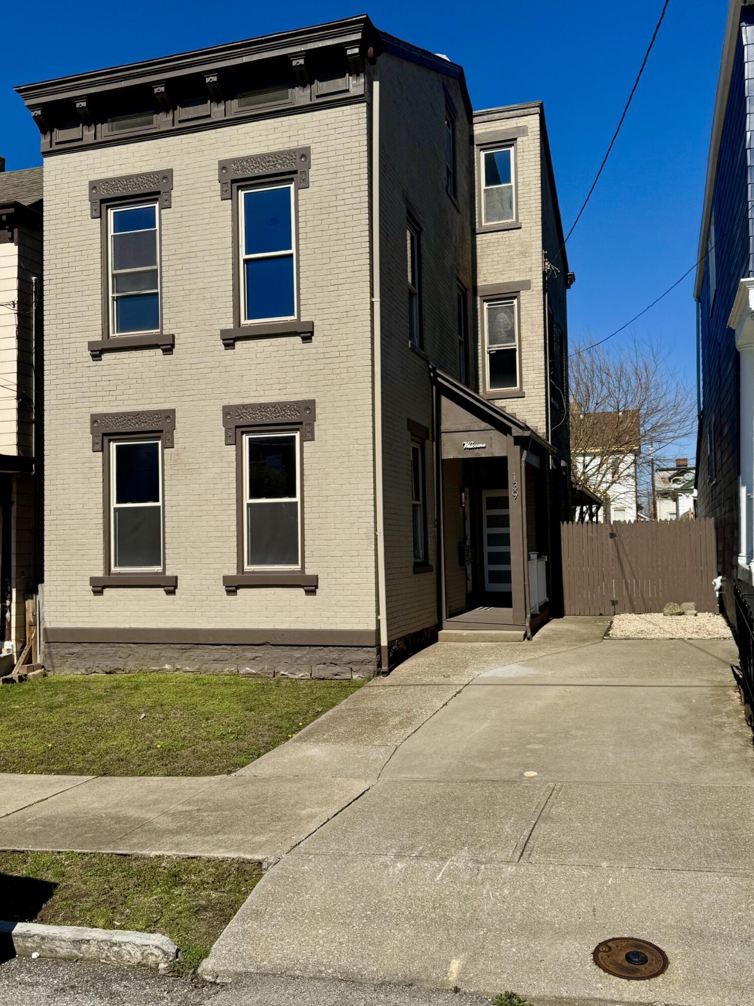 139 Washington Avenue Property Photo 1