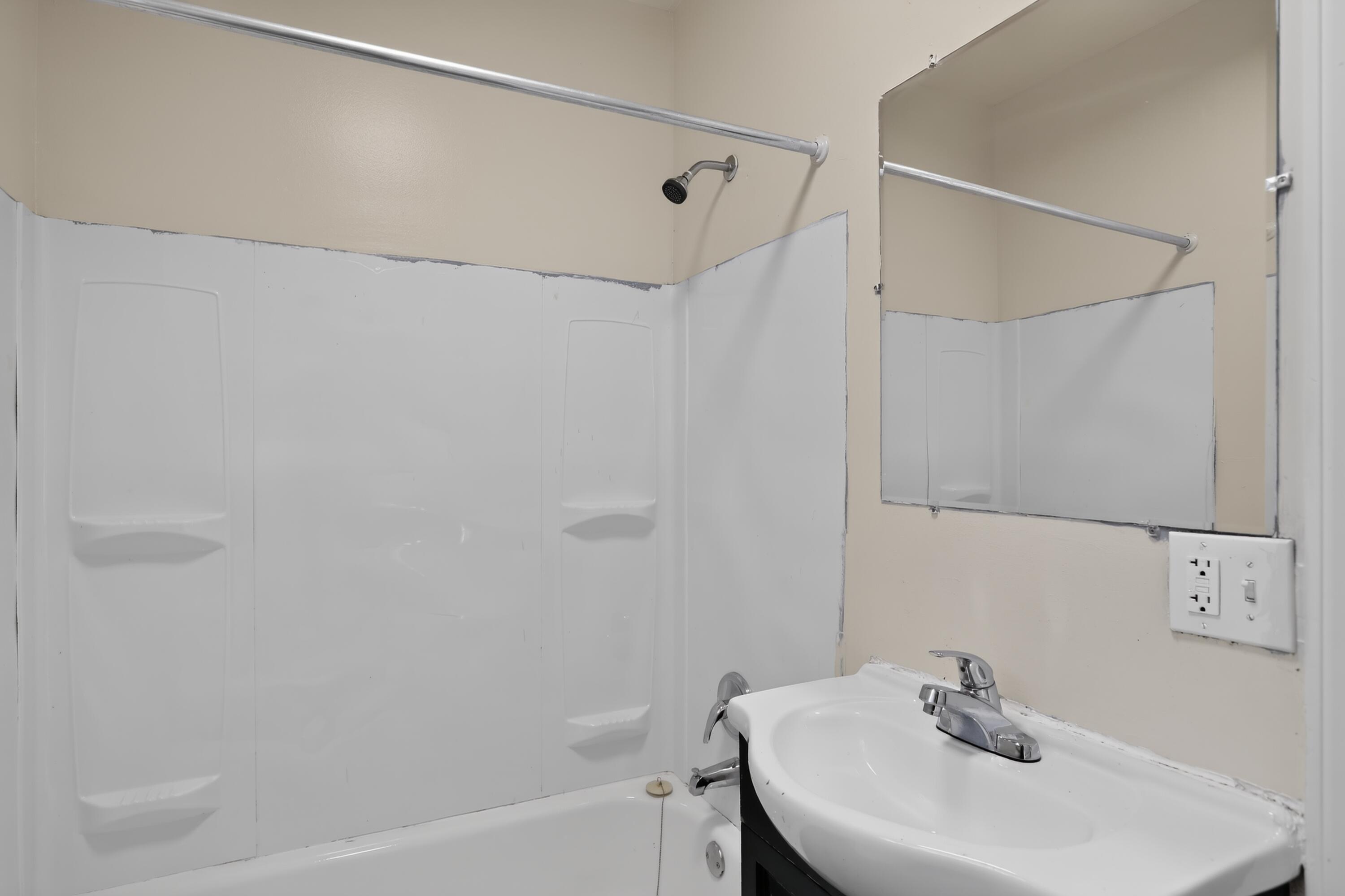 1518 Eastern Avenue Property Photo 20