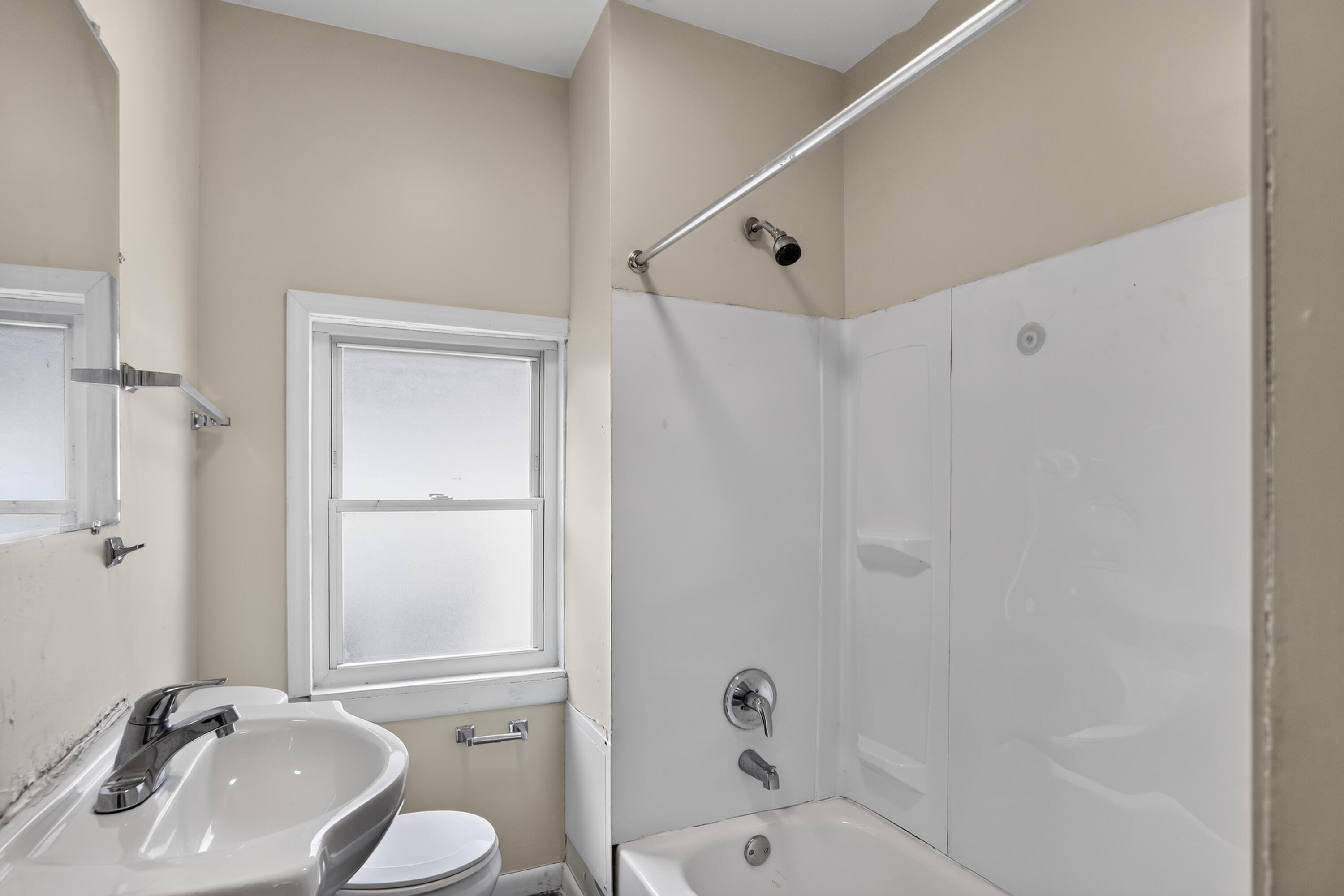 1518 Eastern Avenue Property Photo 21