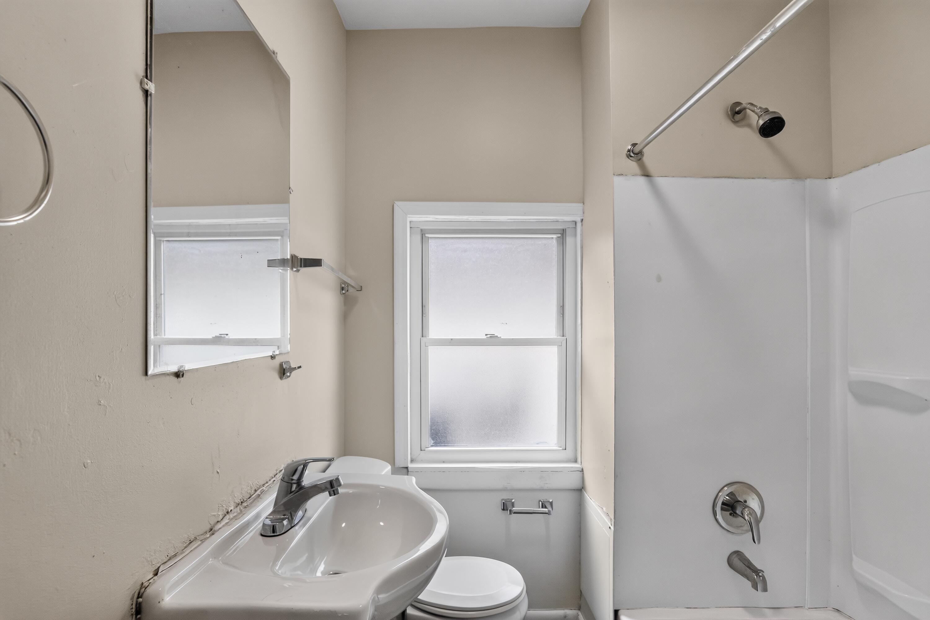 1518 Eastern Avenue Property Photo 22