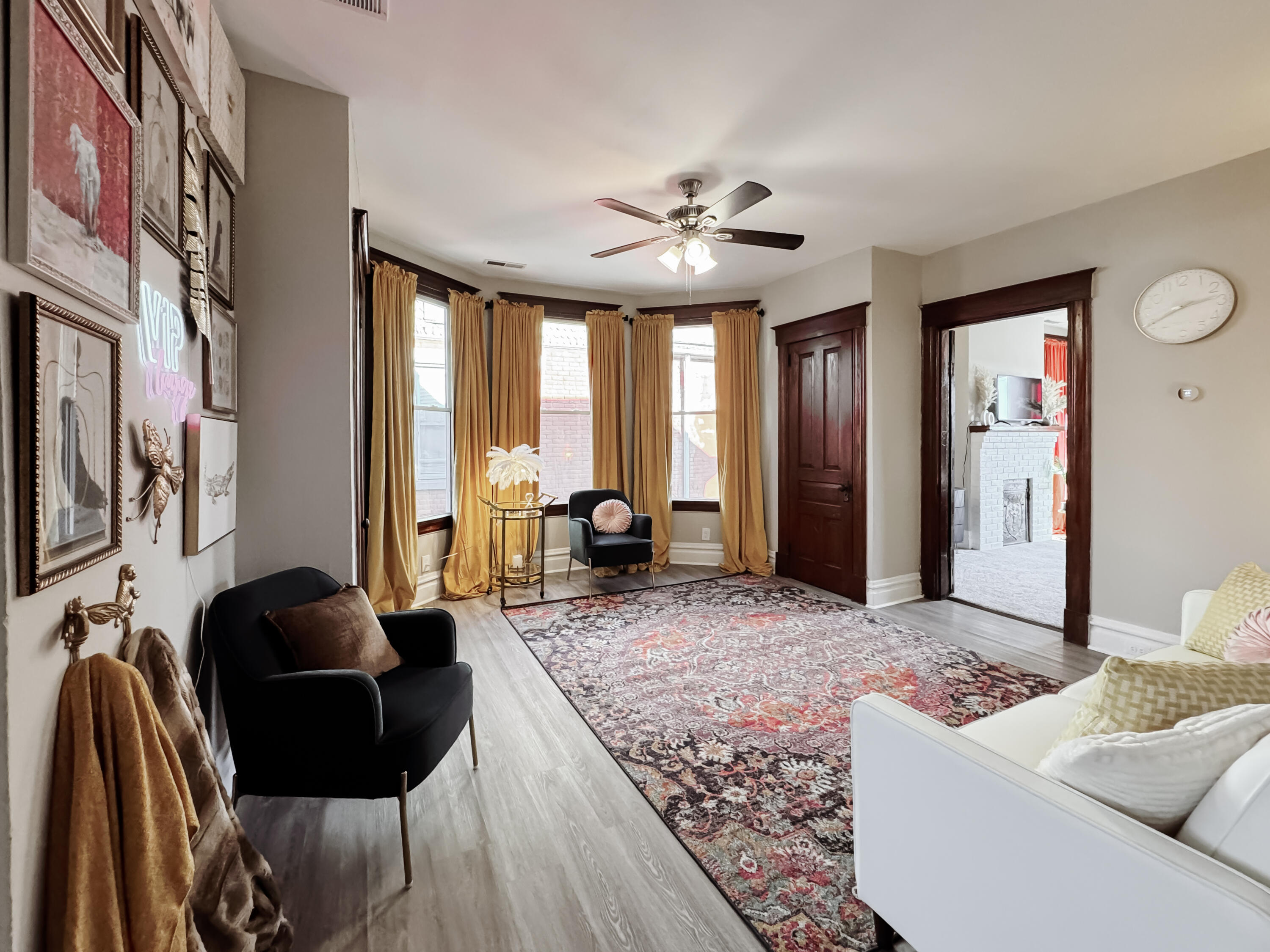 454 Elm Street Property Photo 4