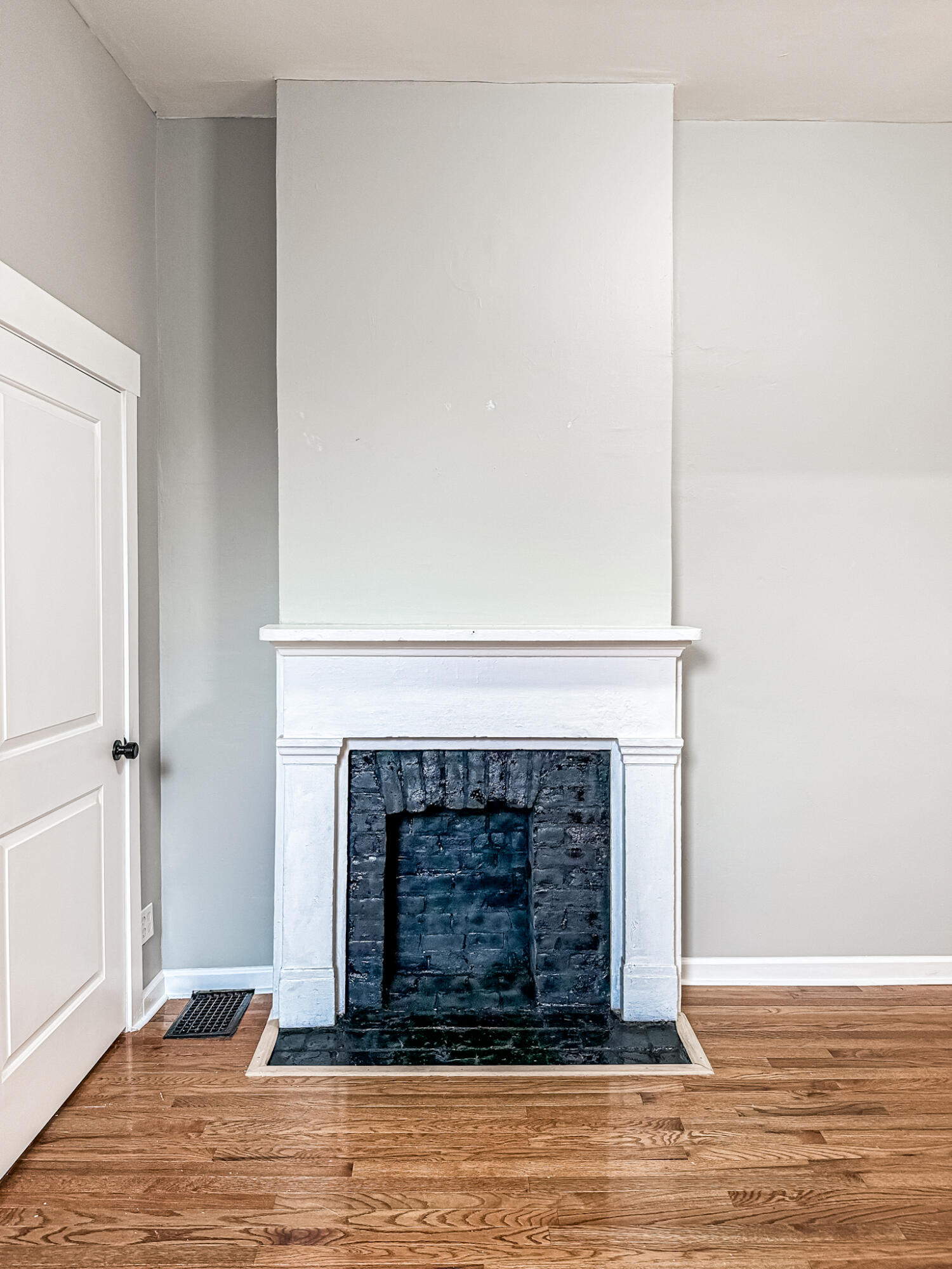 1124 Lee Street Property Photo 15