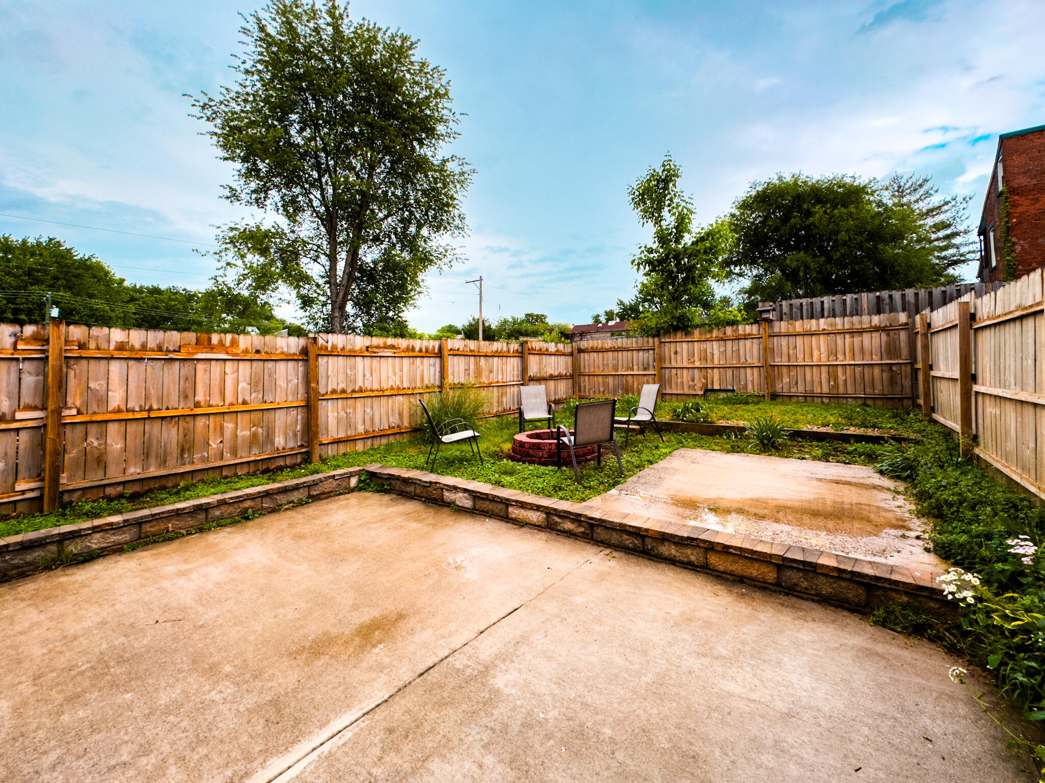 1124 Lee Street Property Photo 26