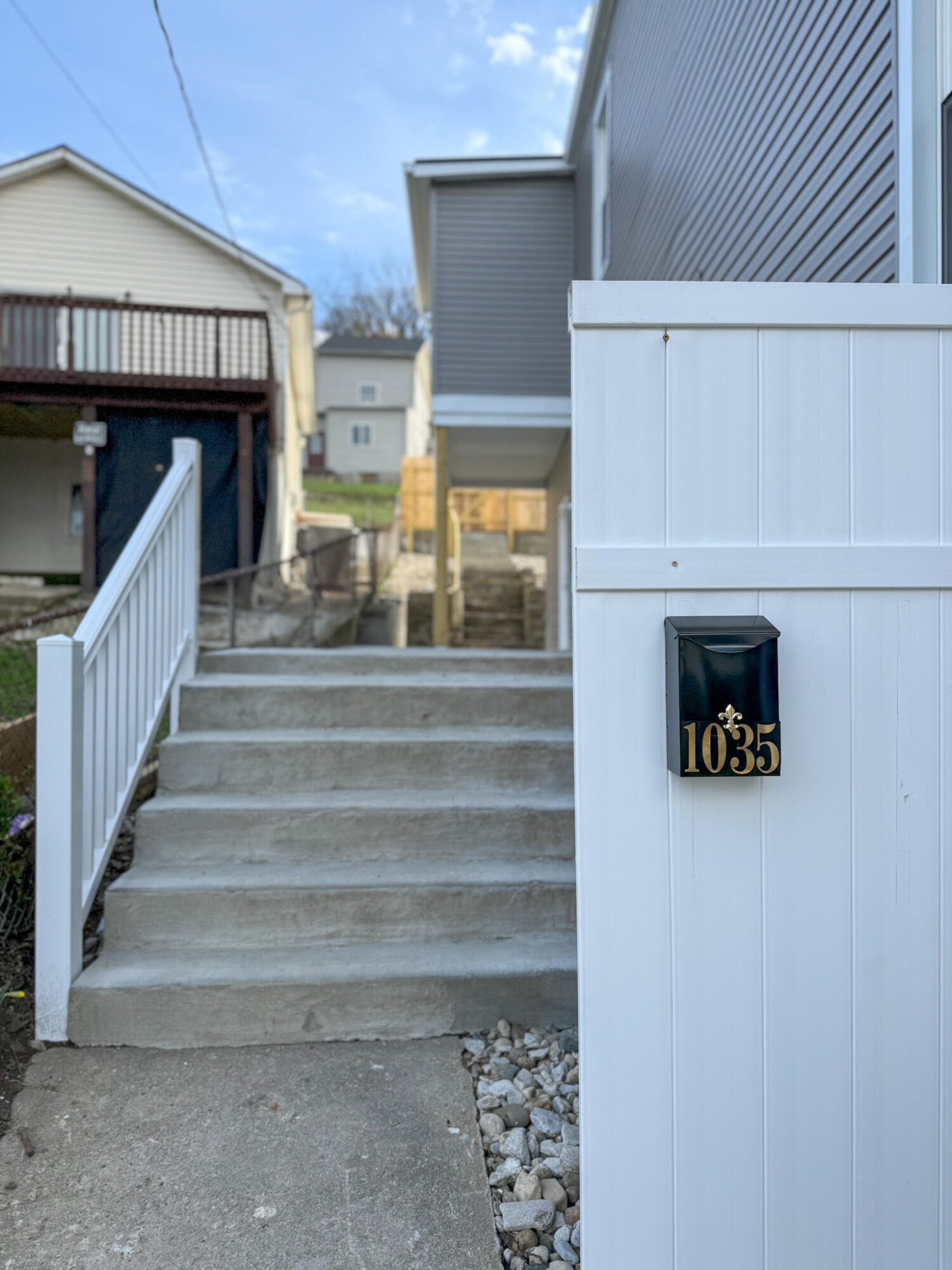 1035 John Street Property Photo 26