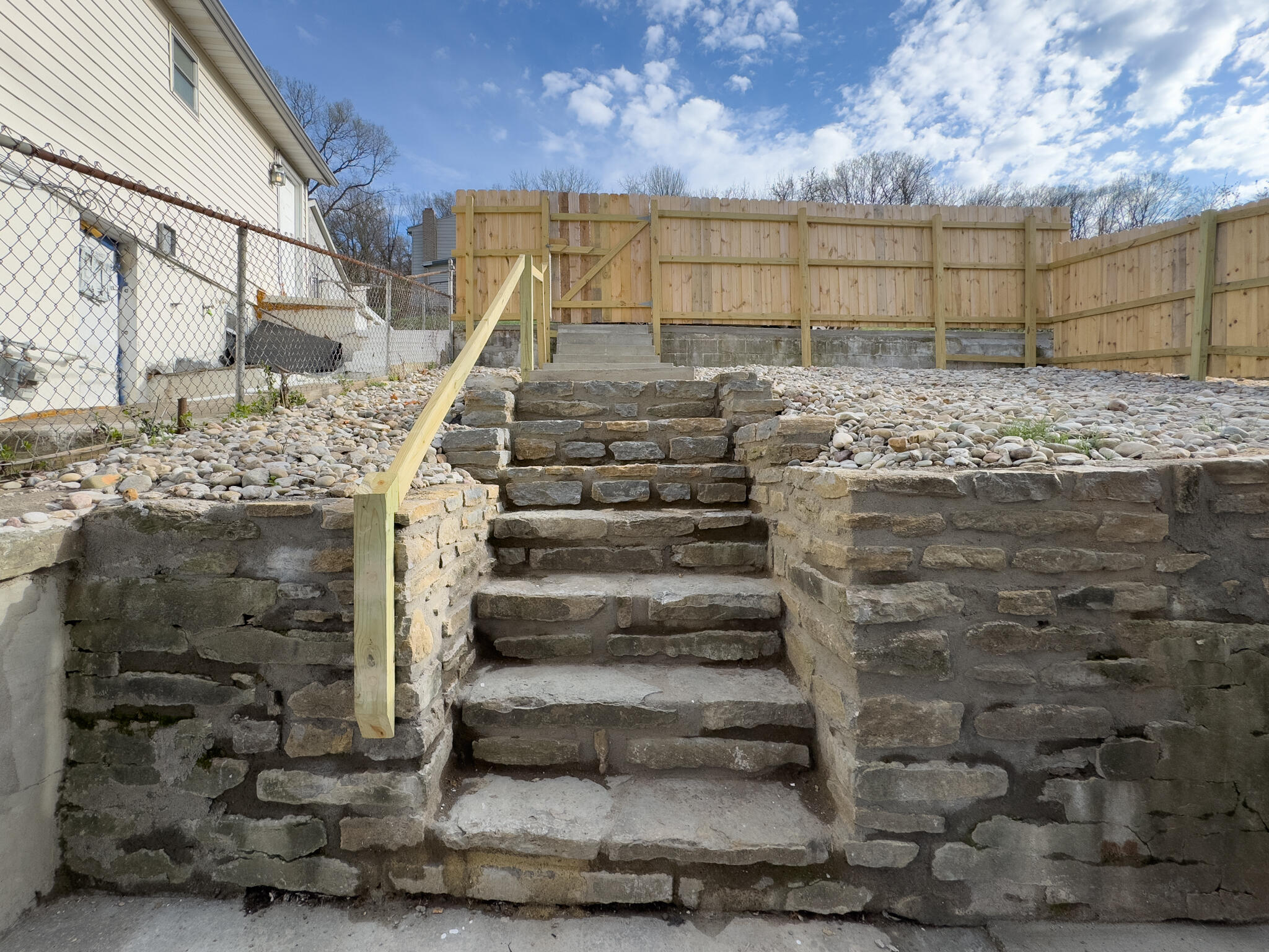 1035 John Street Property Photo 27