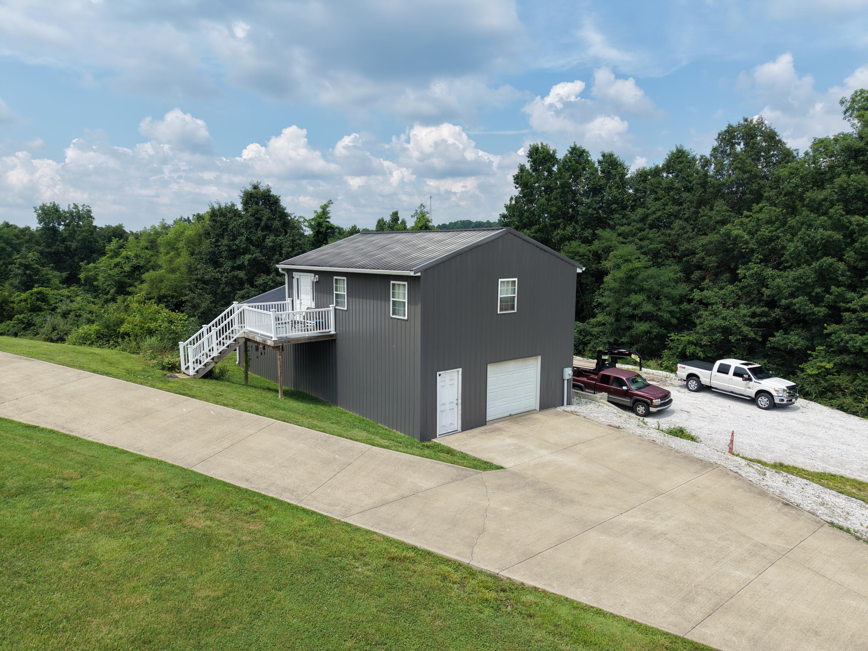 751 Barker Road Property Photo 5